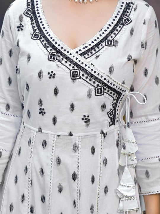 Aavanya Women Printed Pure Cotton Kurta Sets