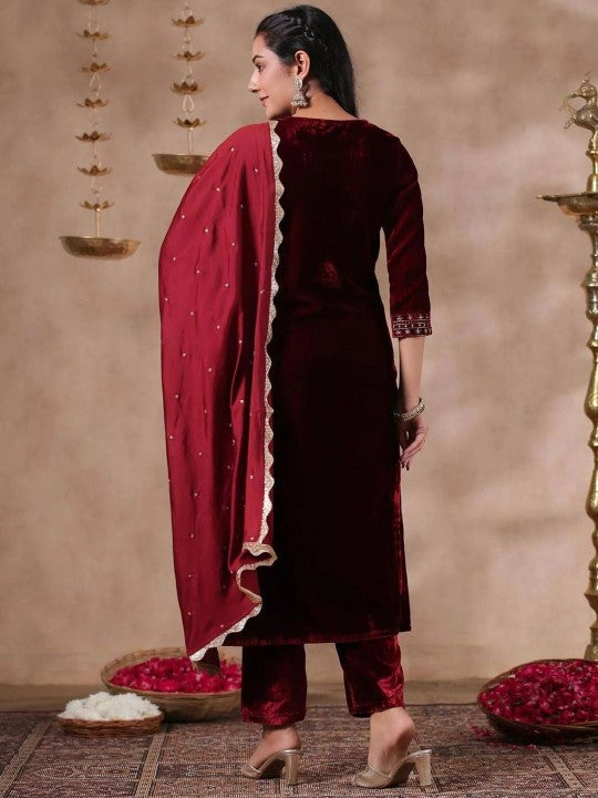 Trendmalls Floral Yoke Design Sequinned Velvet Kurta