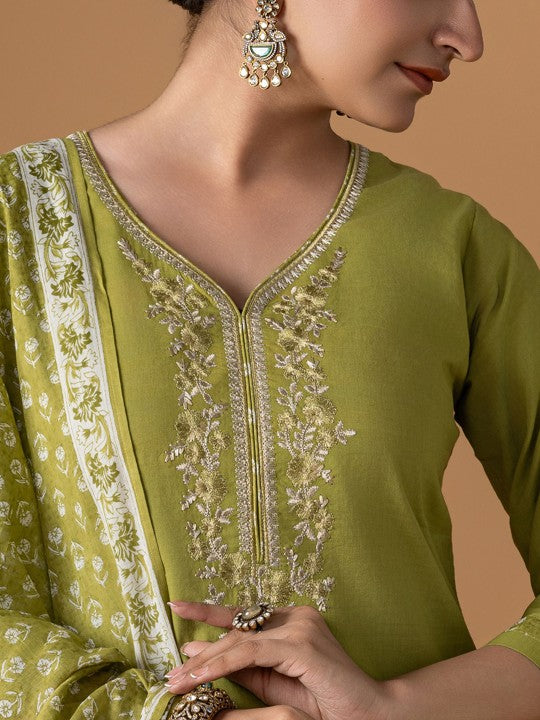 WOMEN PLUS Women Ethnic Motifs Printed Cotton Kurta with Trousers & Dupatta