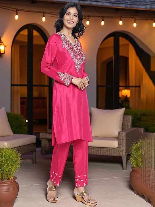 W Women Floral Embroidered Regular Thread Work Kurta with Trousers & With Dupatta
