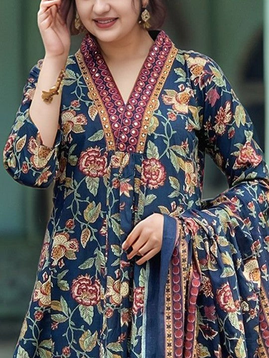 Aaghnya Women Floral Printed Kurta