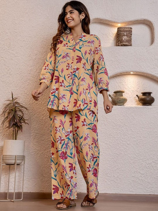FEATHERS CLOSET Floral Printed V-Neck Pure Cotton Top With Trousers