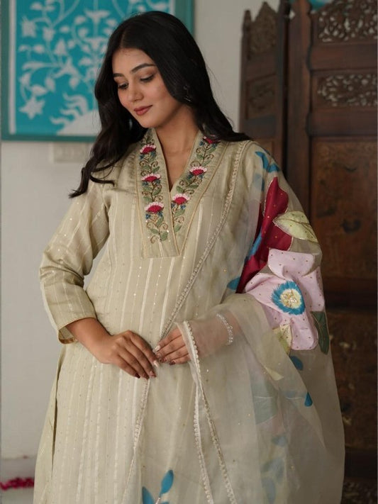 Aavanya Women Beige Kurta Sets