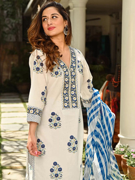 Ethnic basket Women White Cotton Blend Kurta Sets With Dupatta