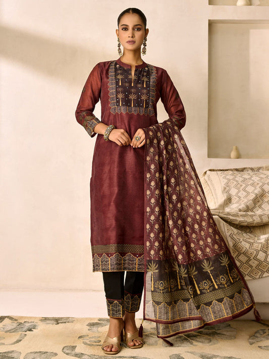 WOMEN PLUS Plus Size Ethnic Motifs Yoke Design Chanderi Silk Kurta With Trousers & Dupatta