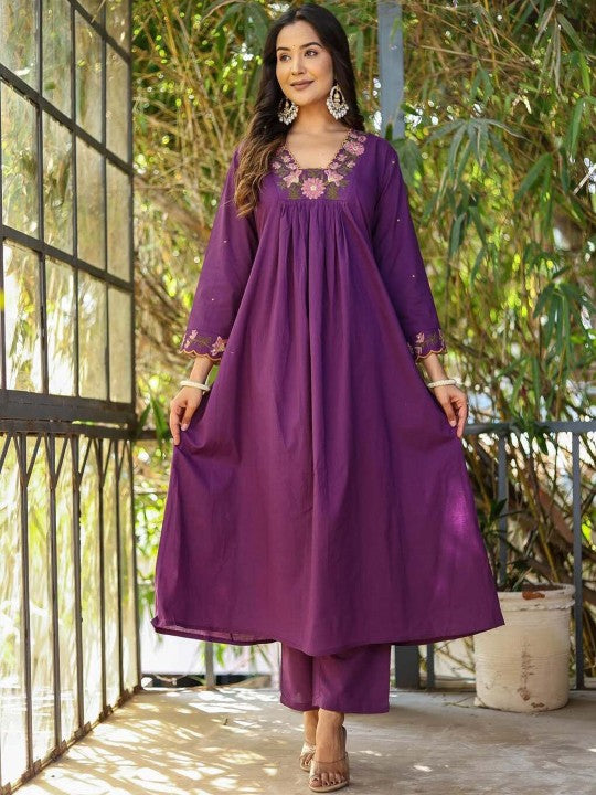 ASCIIBLUES Women Floral Embroidered Kurta with Trousers & Dupatta