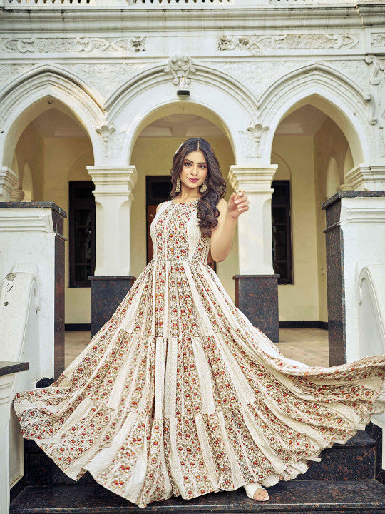 CHANSI Floral Printed Pleated Flared Maxi Dress