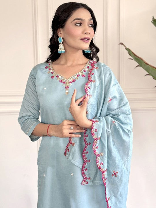 ASCIIBLUES Women Ethnic Motifs Embroidered Regular Thread Work Kurta