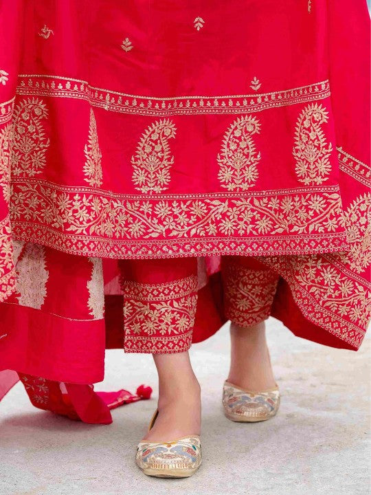 Aralia Women Floral Embroidered Kurta with Trousers & Dupatta