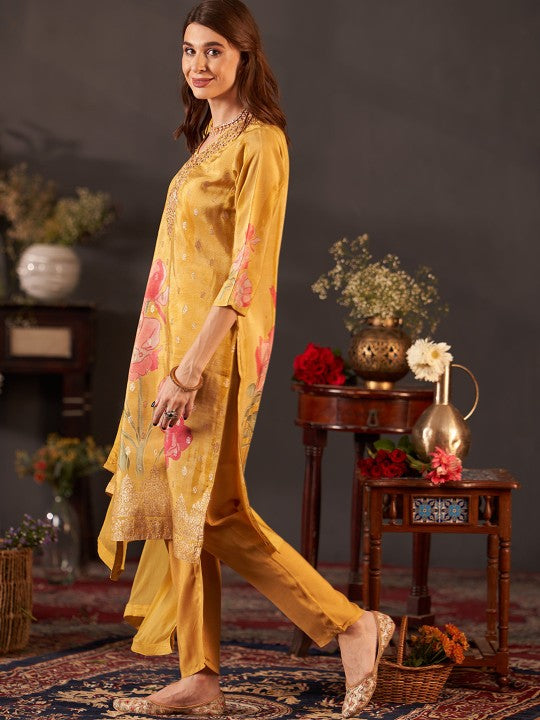 Anouk Women Floral Embroidered Kurta