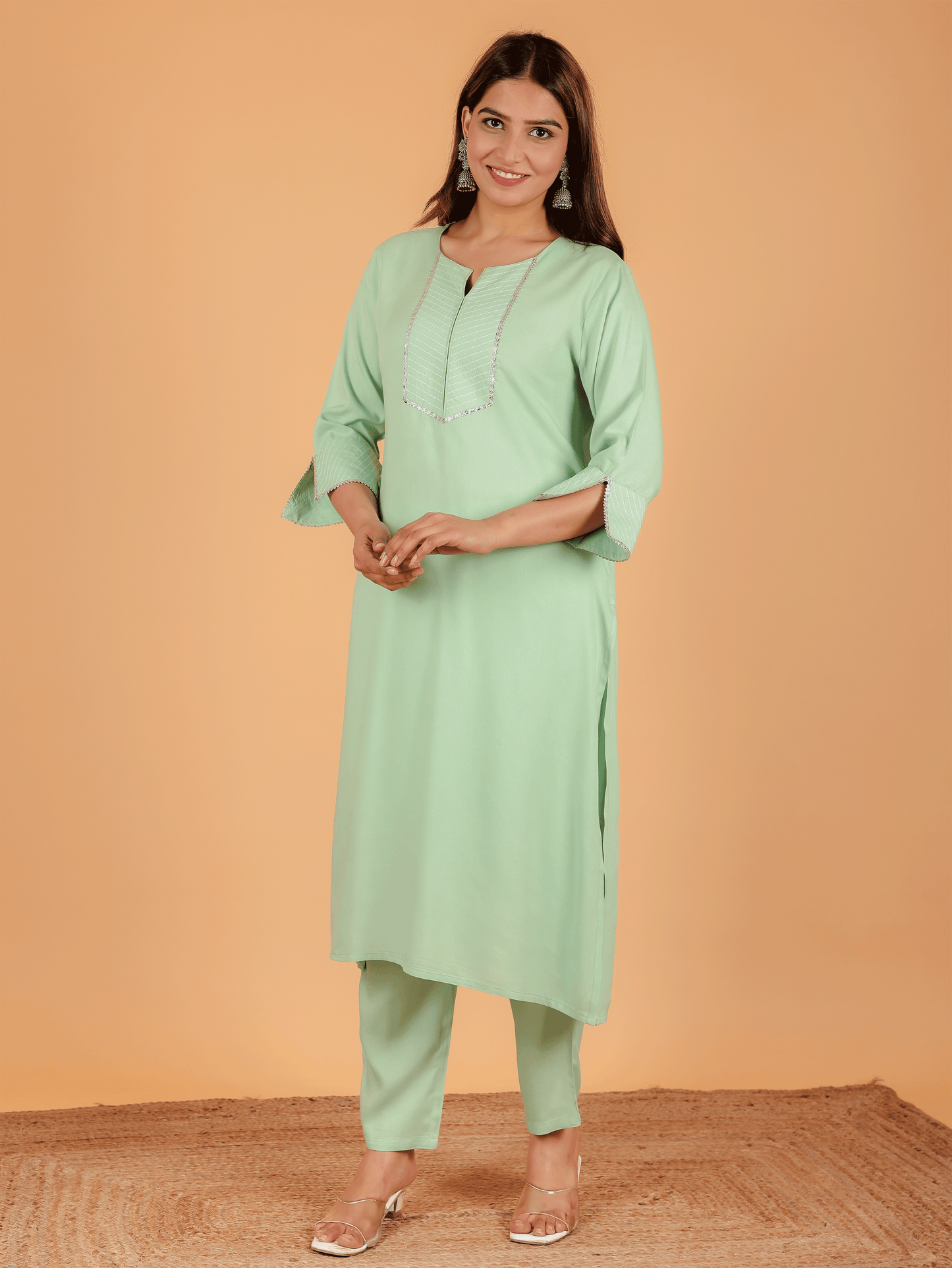 Viscose Solid Straight Green Kurta