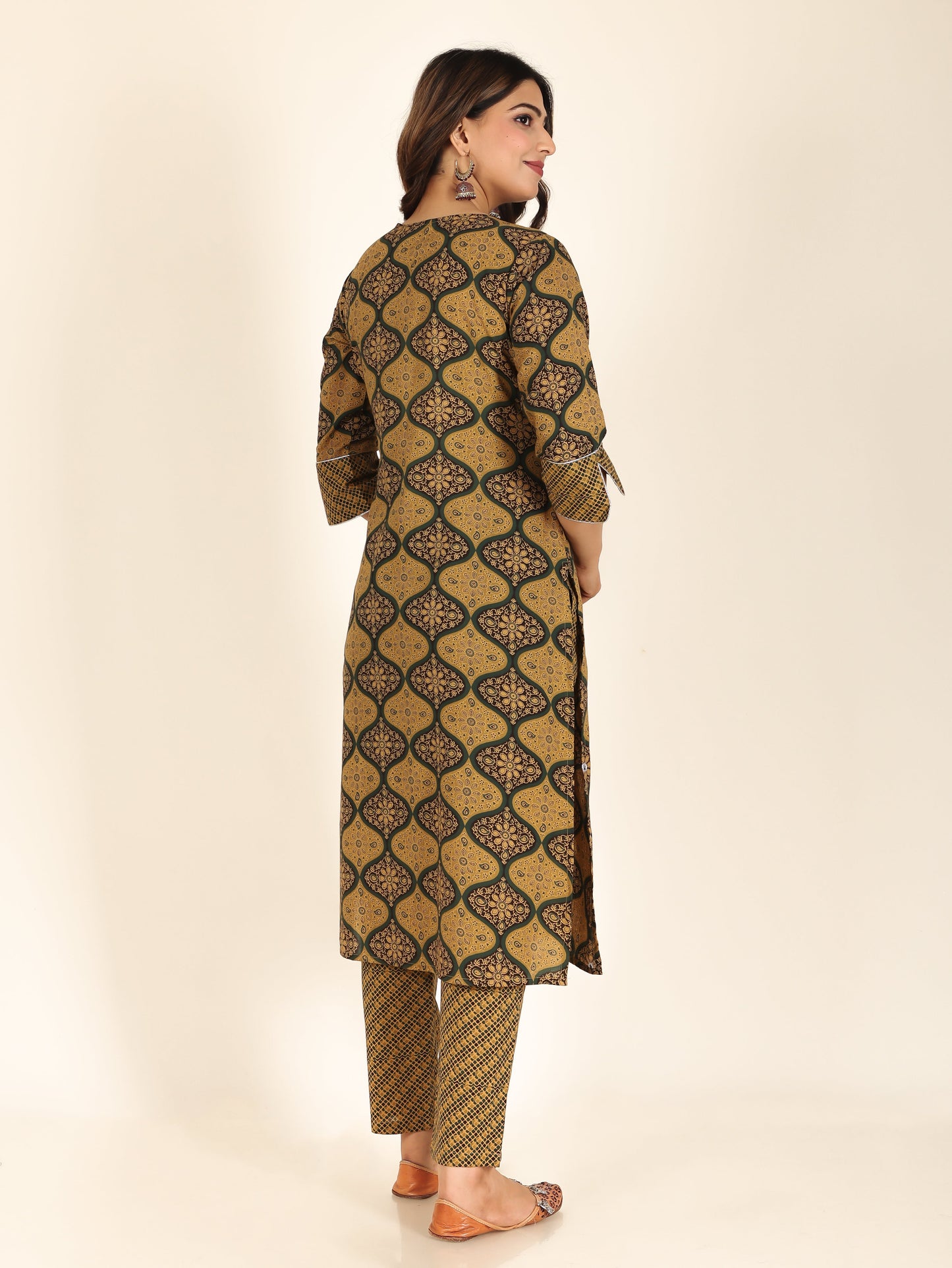Soft Cotton Geometric Straight Green Kurta