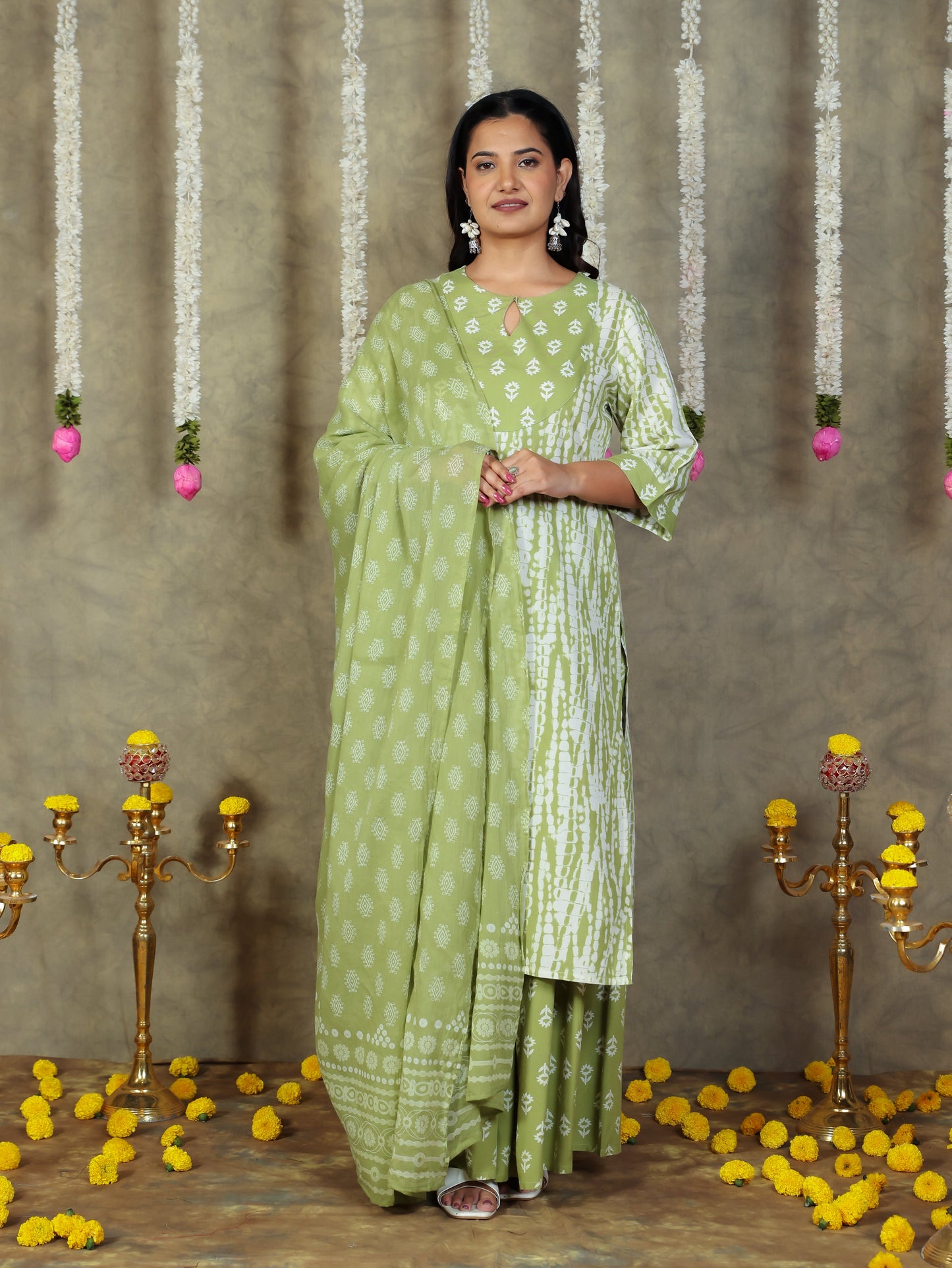 Cotton Voile Butti Green Dupatta