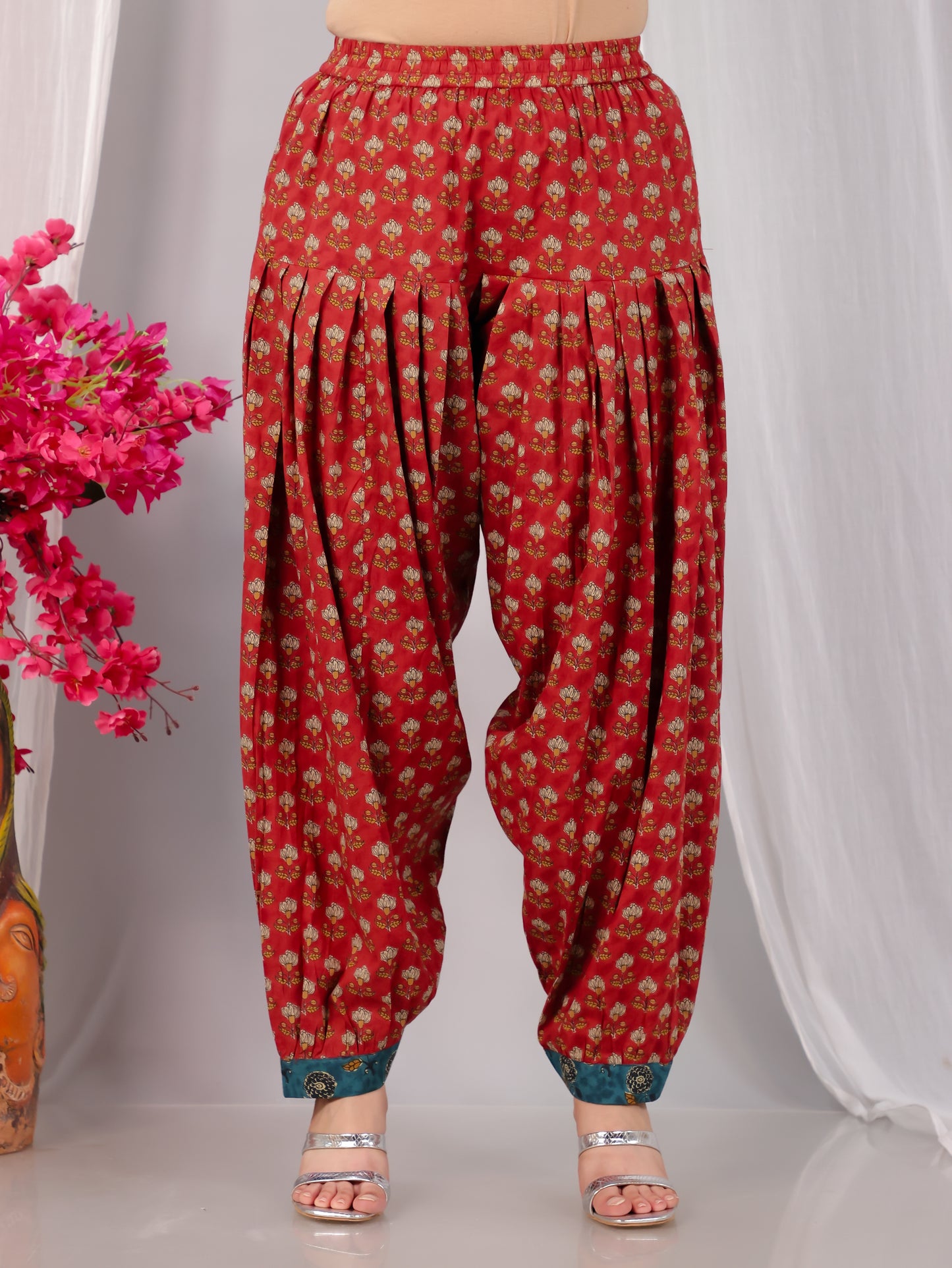 Embroidered Soft Cotton Floral Straight Turquoise Kurta