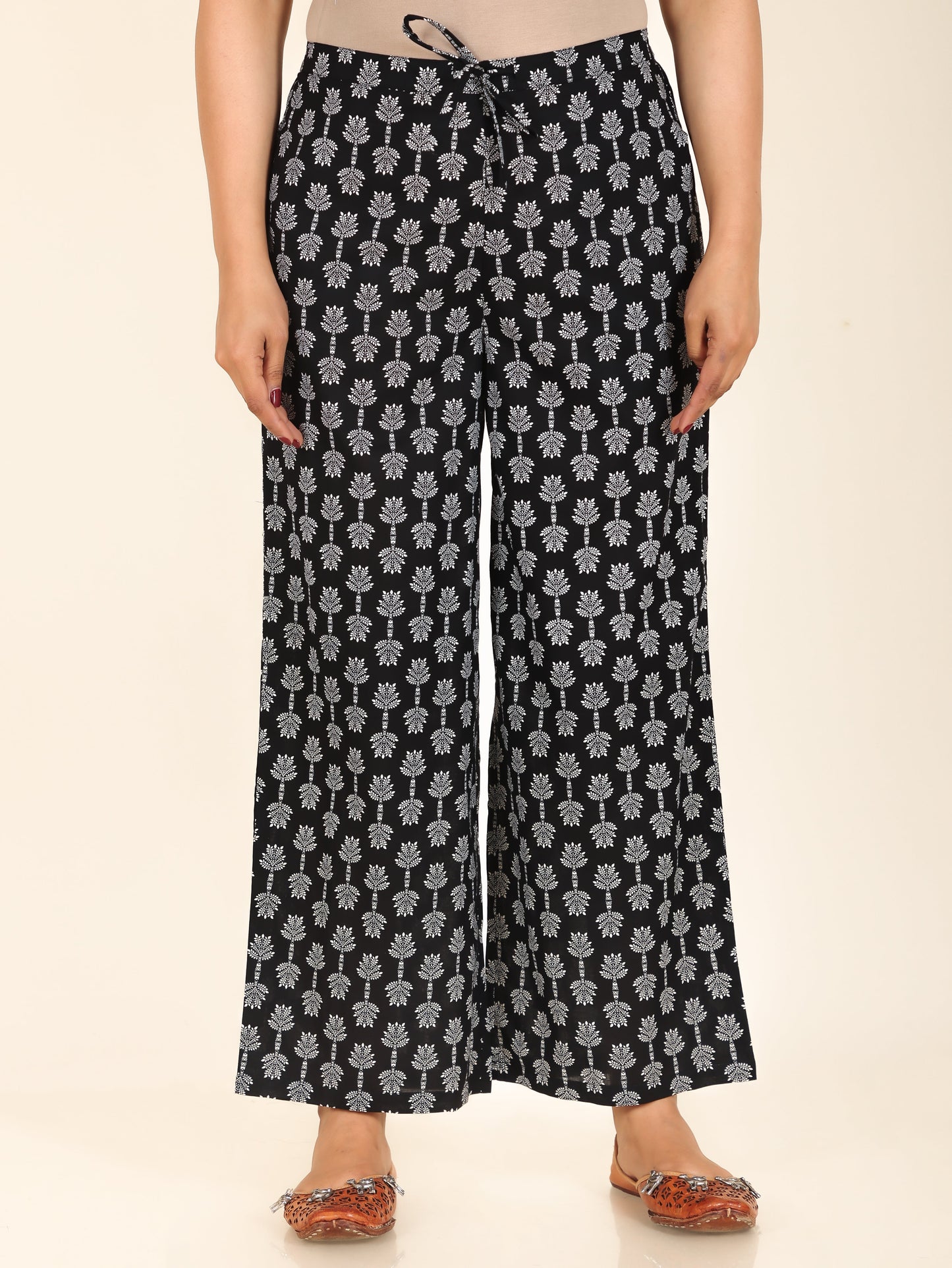 Soft Cotton Paisley Straight Black Kurta