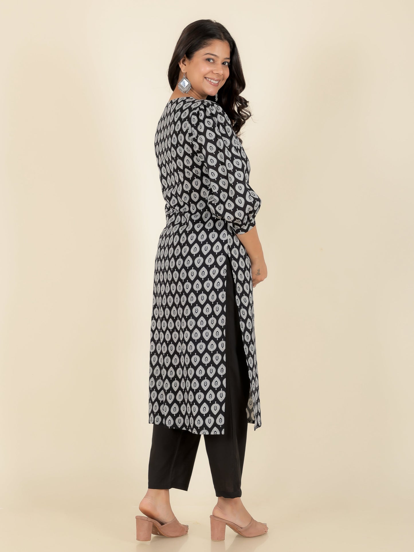 Soft Cotton Butti Kurta