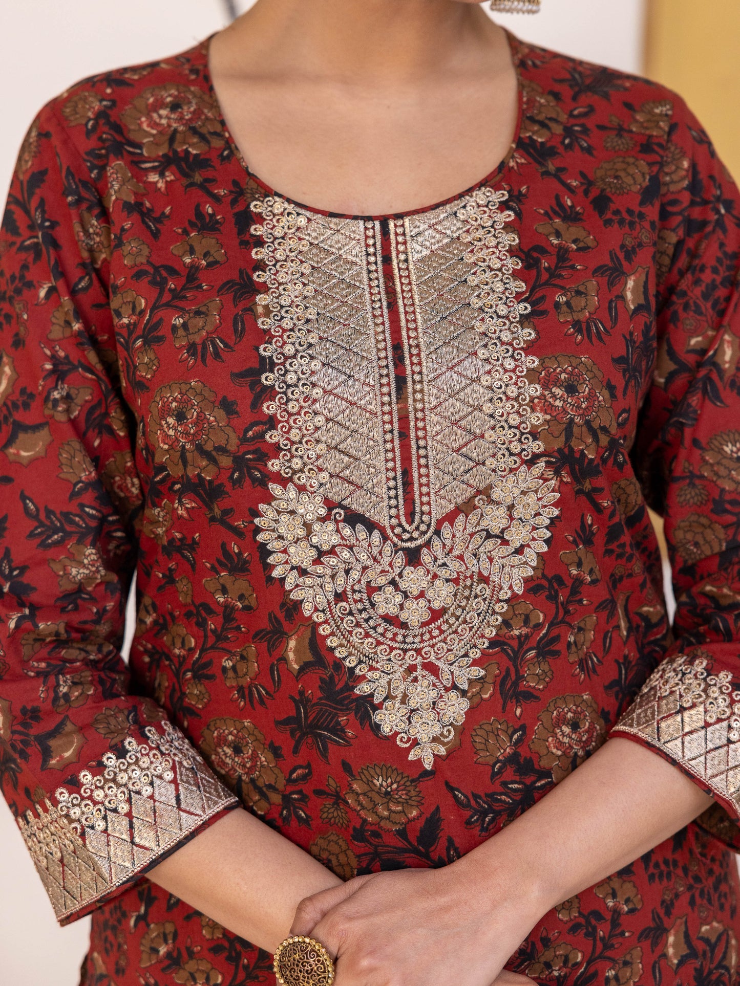 Embroidered Soft Cotton Floral Straight Maroon Kurta