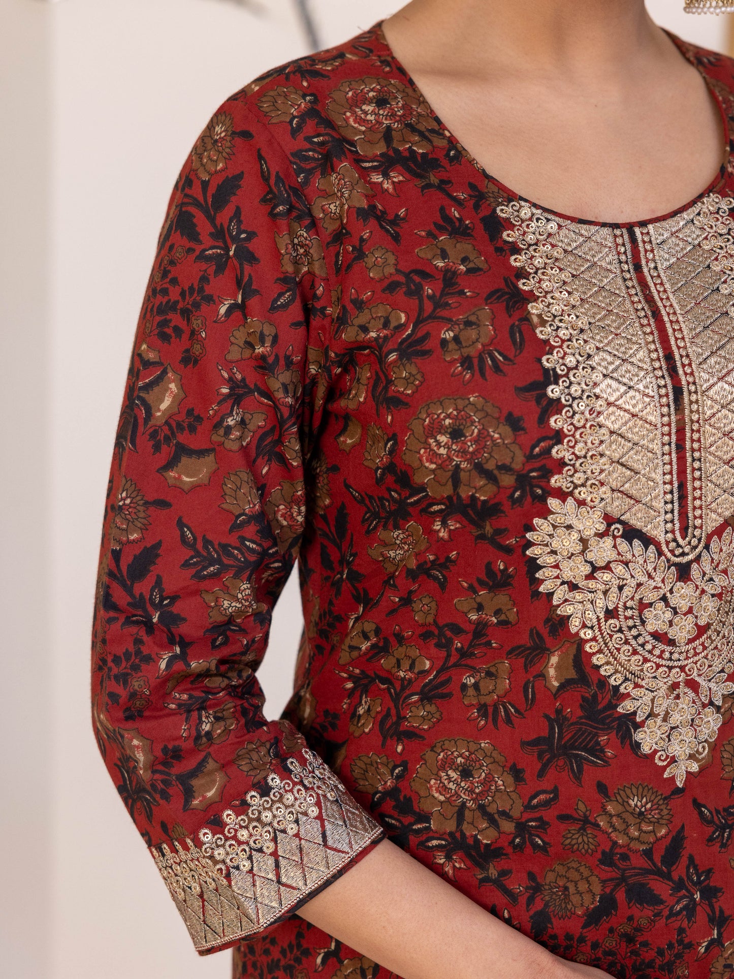 Embroidered Soft Cotton Floral Straight Maroon Kurta