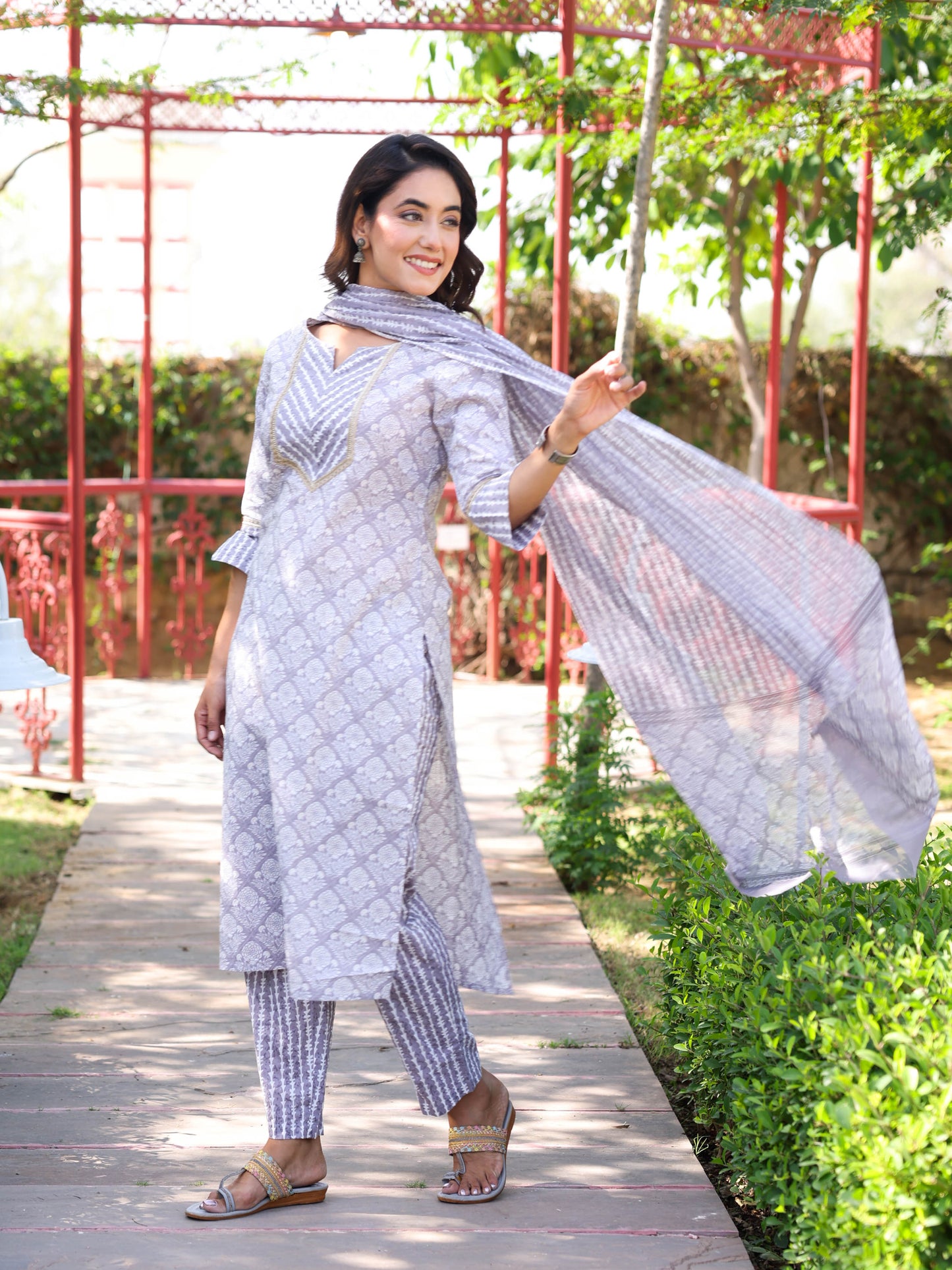 Cotton Voile Geometric Grey Dupatta