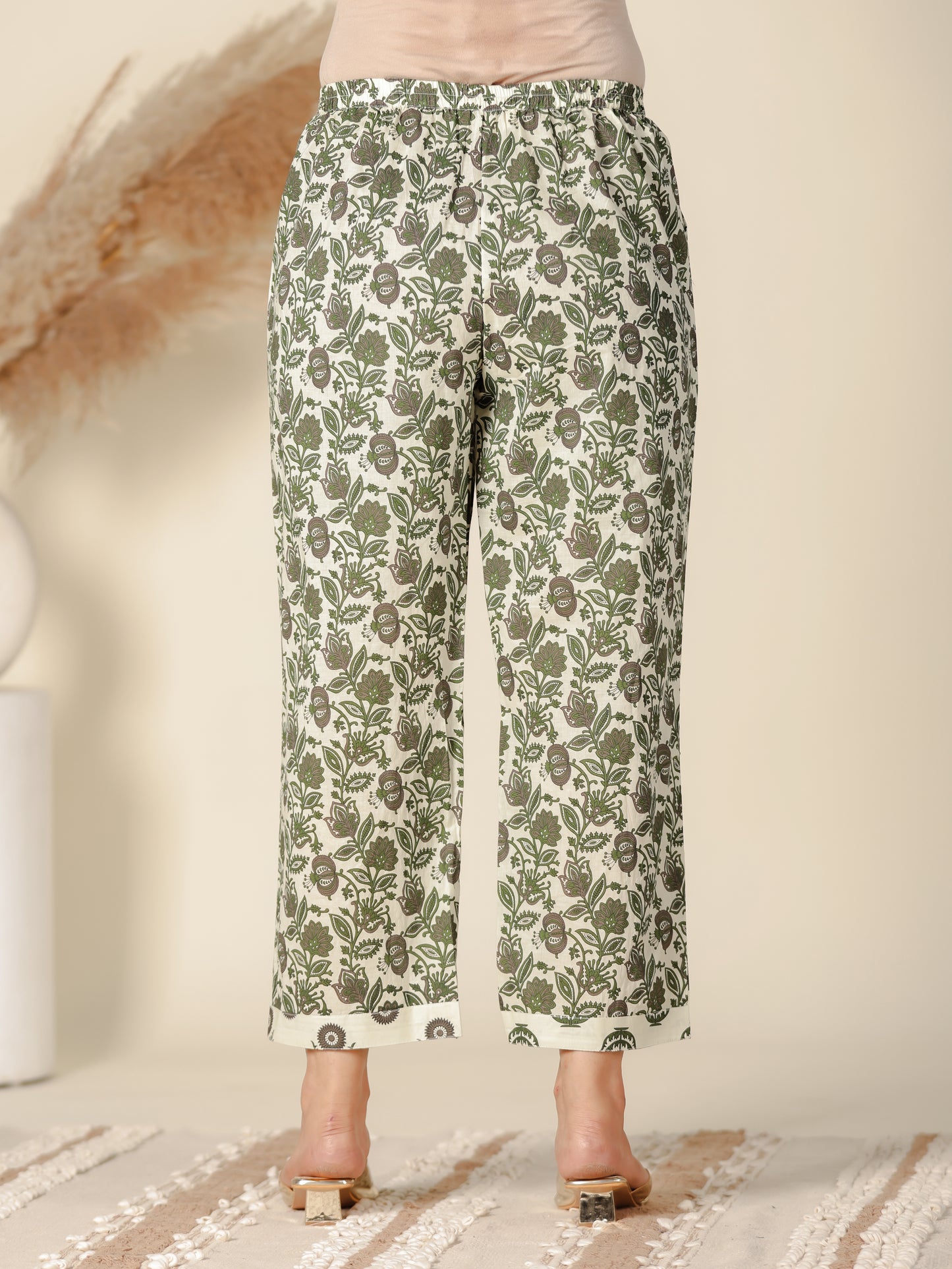 Soft Cotton Floral Crop Pant