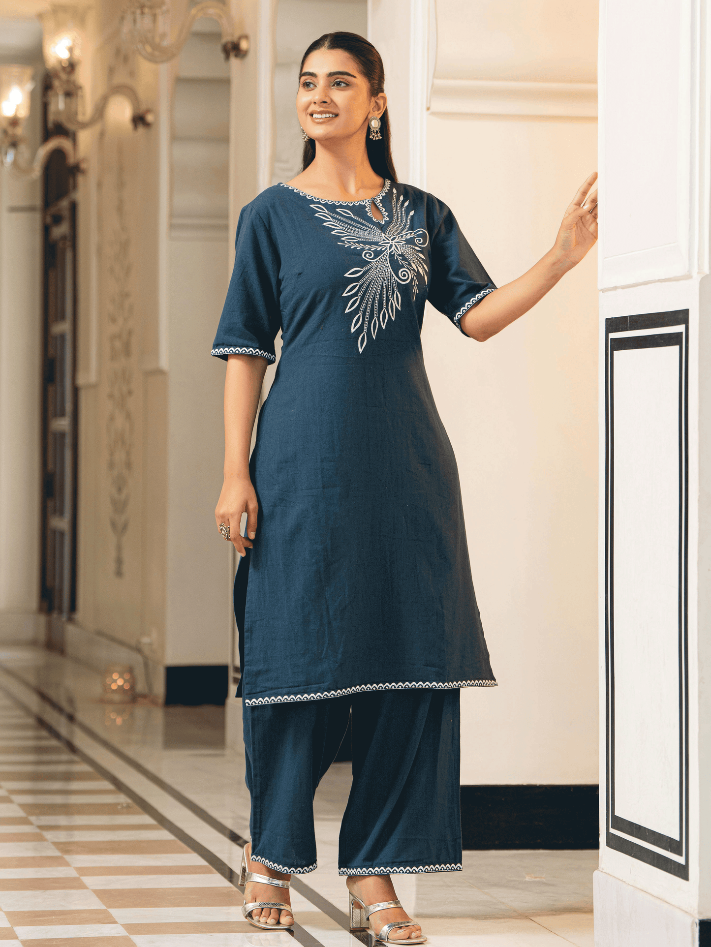 Embroidered Linen Cotton Solid Straight Blue Kurta