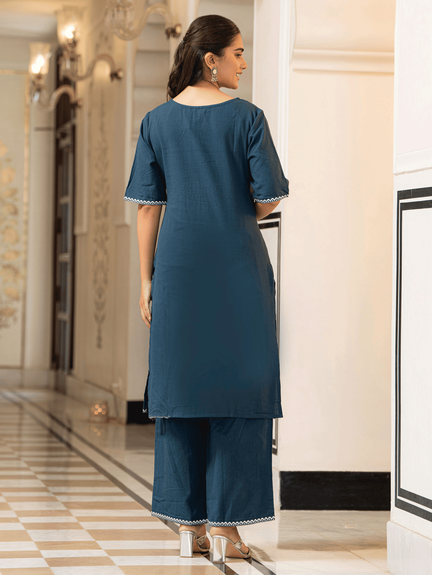 Embroidered Linen Cotton Solid Straight Blue Kurta