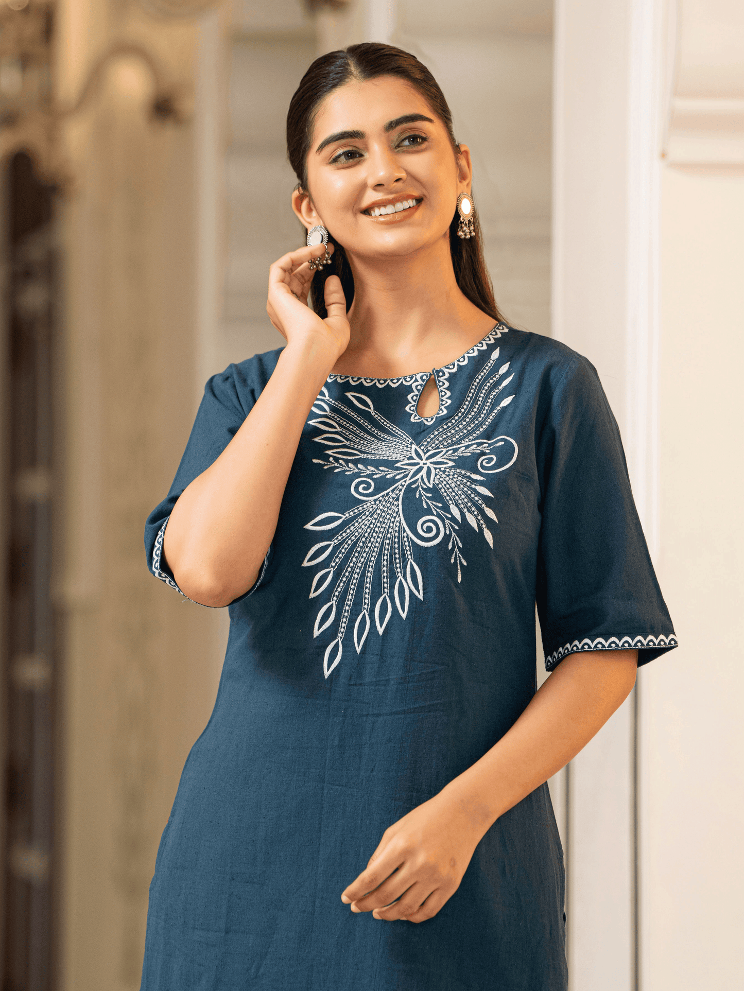 Embroidered Linen Cotton Solid Straight Blue Kurta