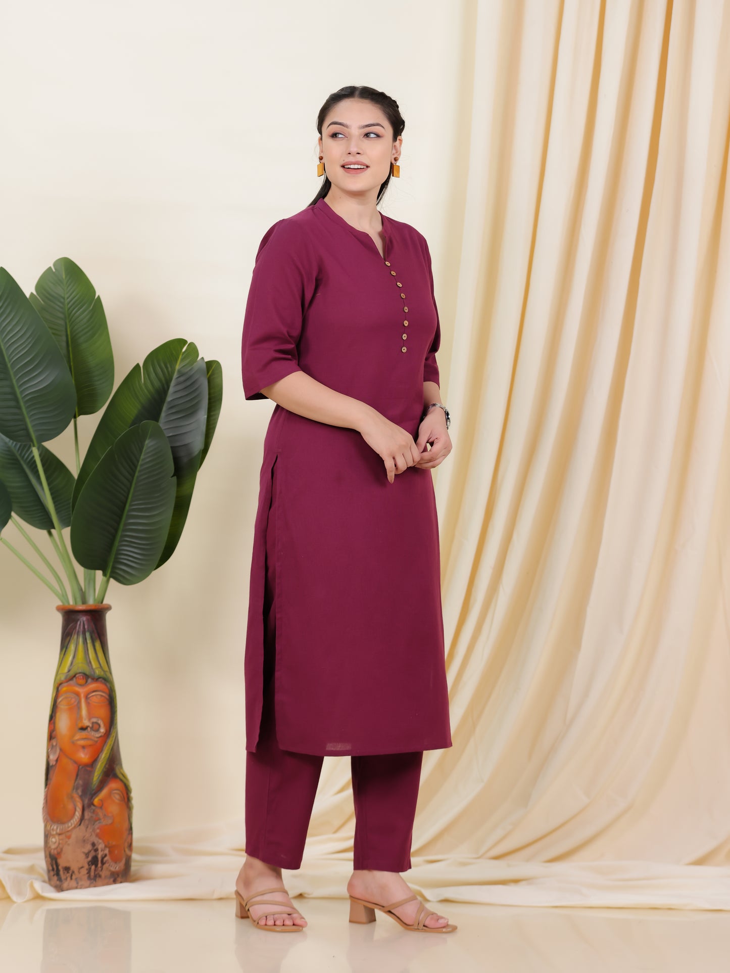 Linen Cotton Solid Straight Maroon Kurta