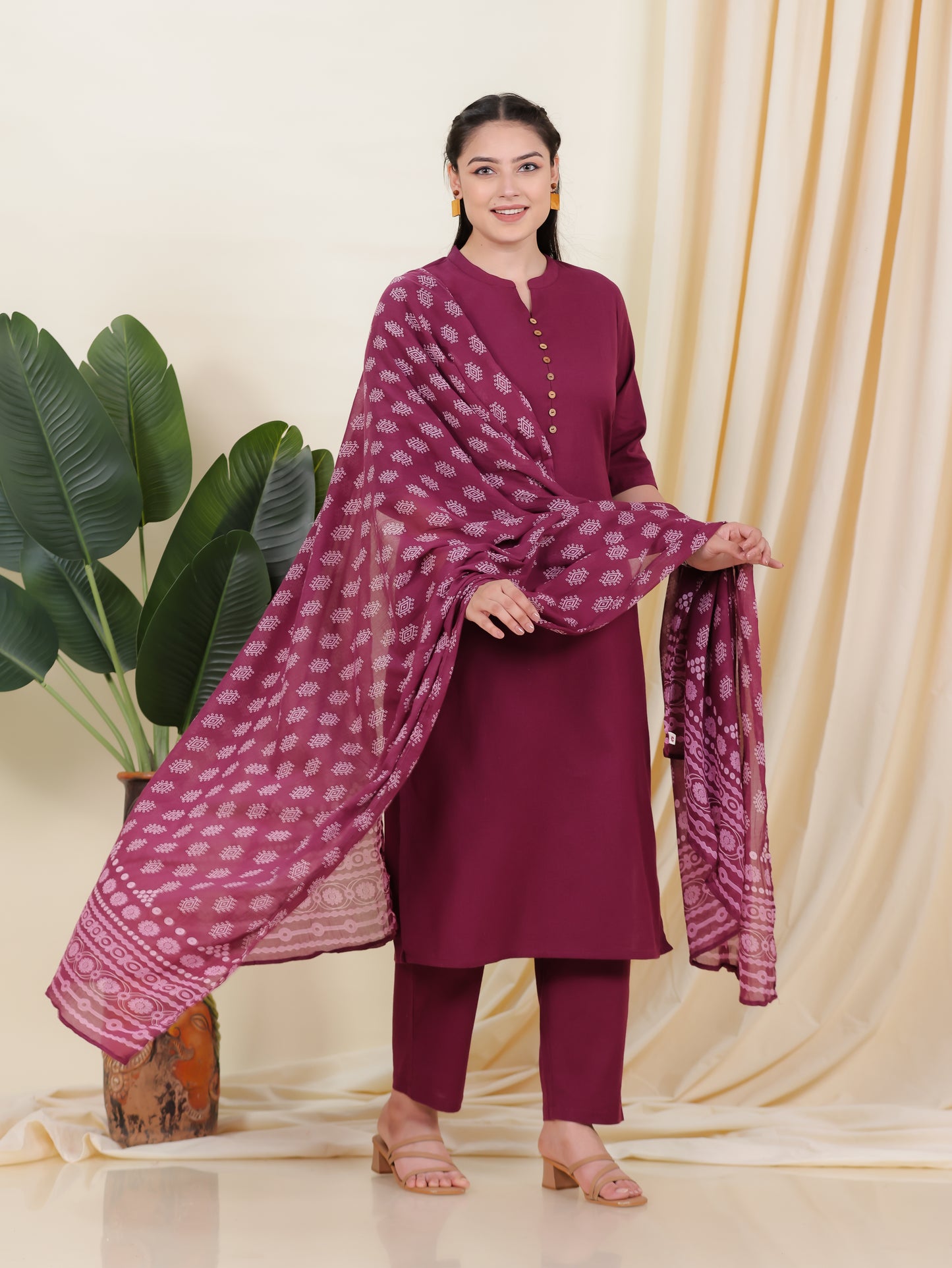 Linen Cotton Solid Straight Maroon Kurta