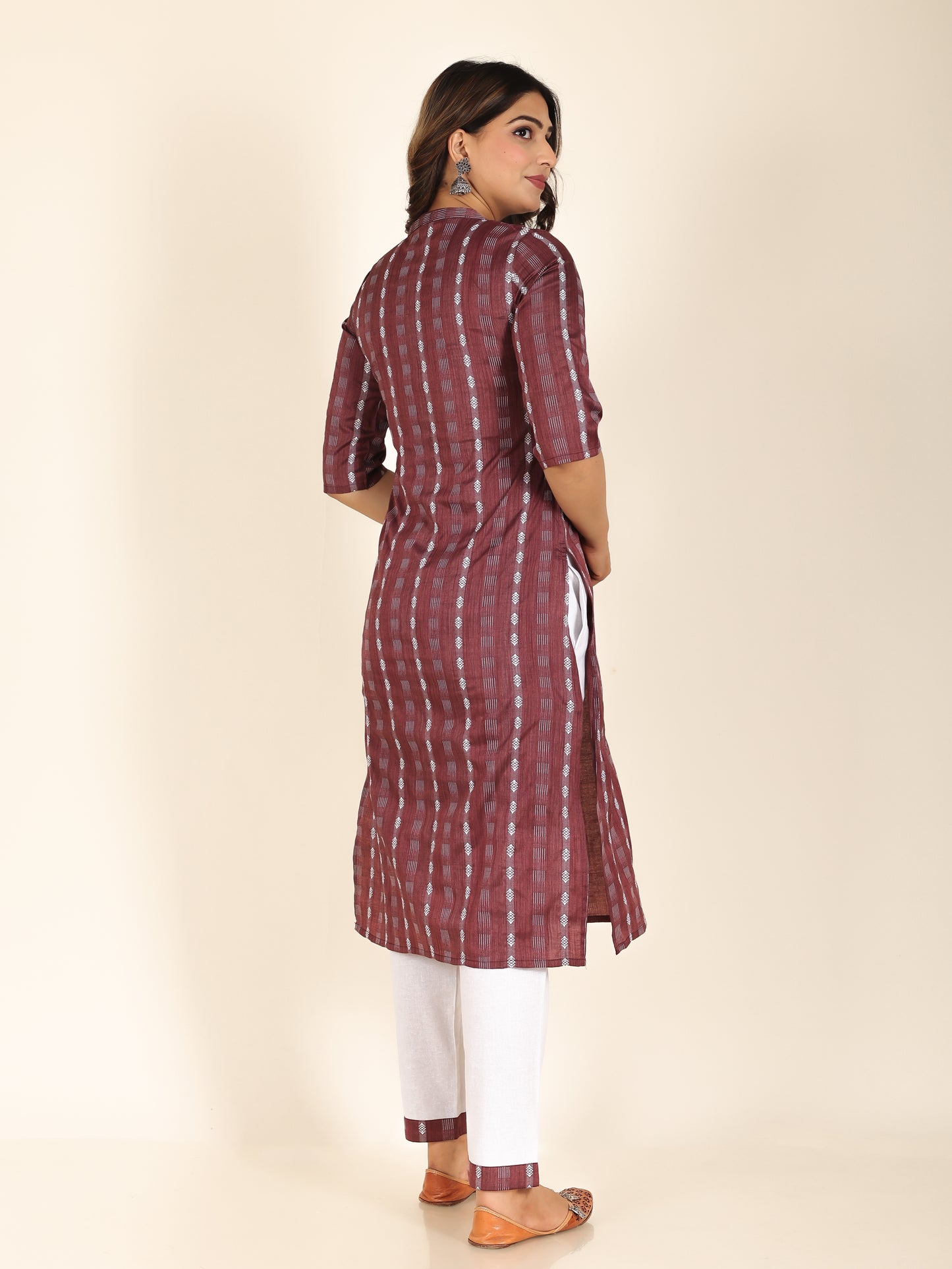 Blend Cotton Self Design Kurta