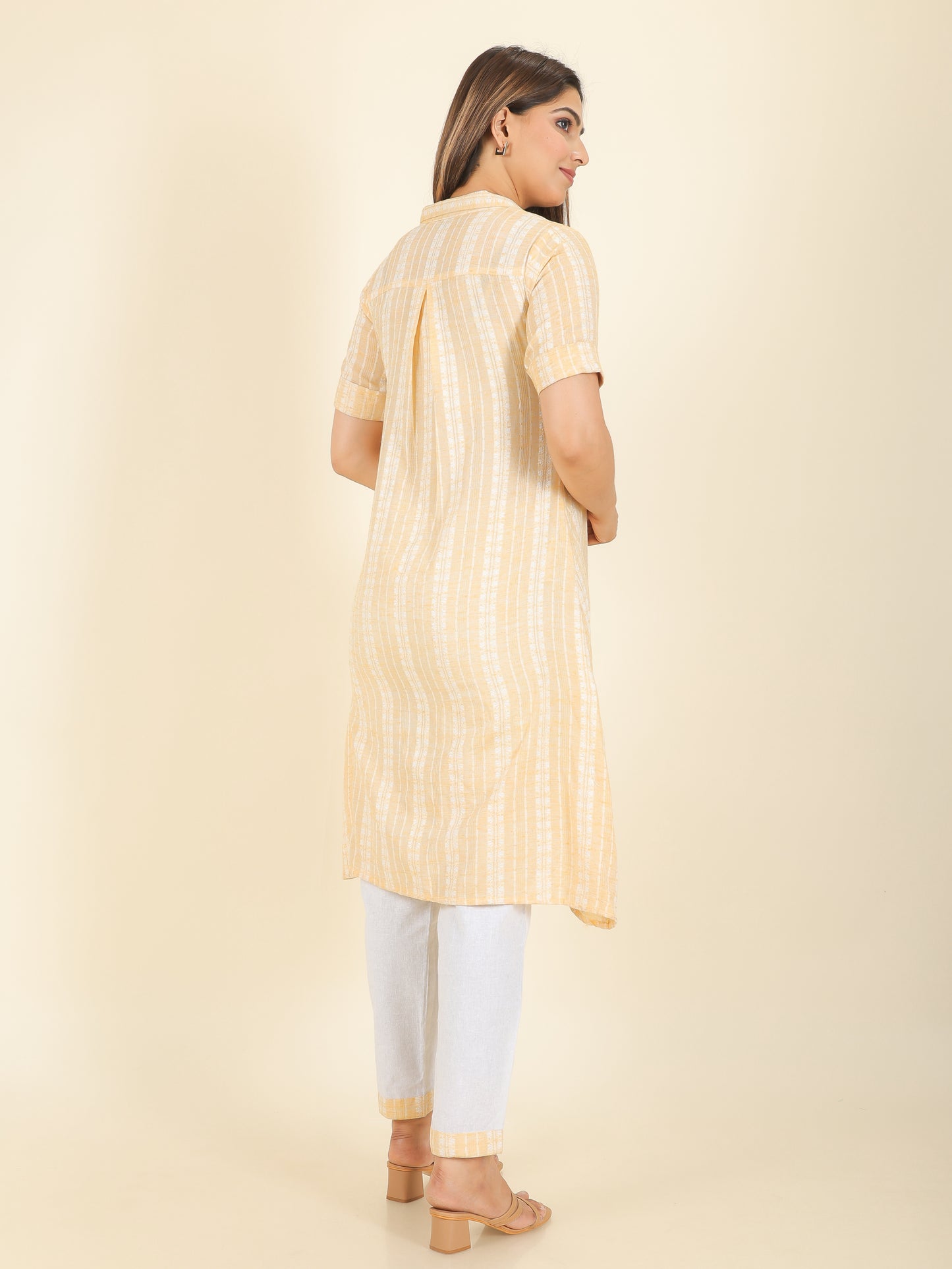 Blend Cotton Self Design Kurta