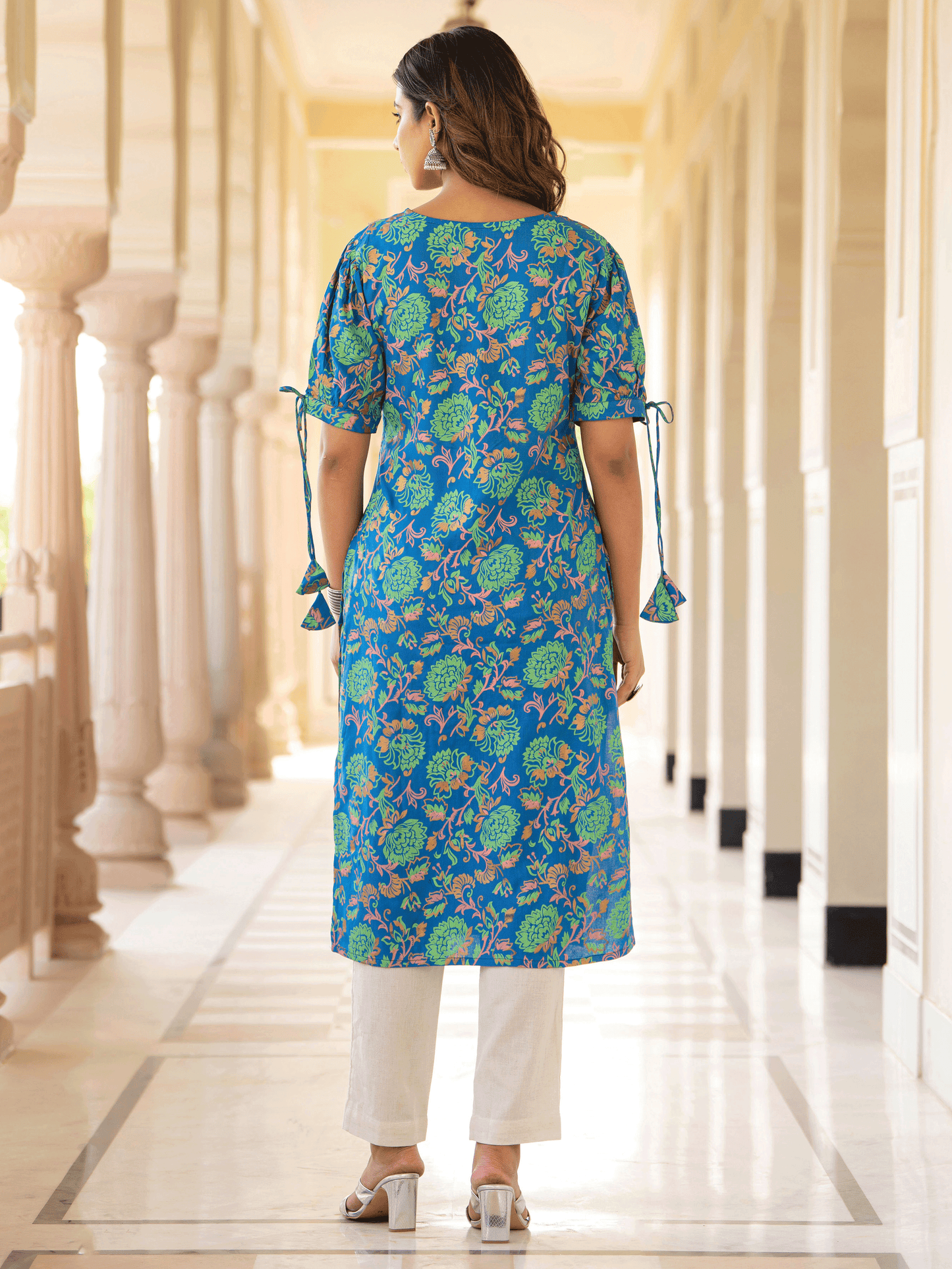 Embroidered Viscose Floral Straight Blue Kurta