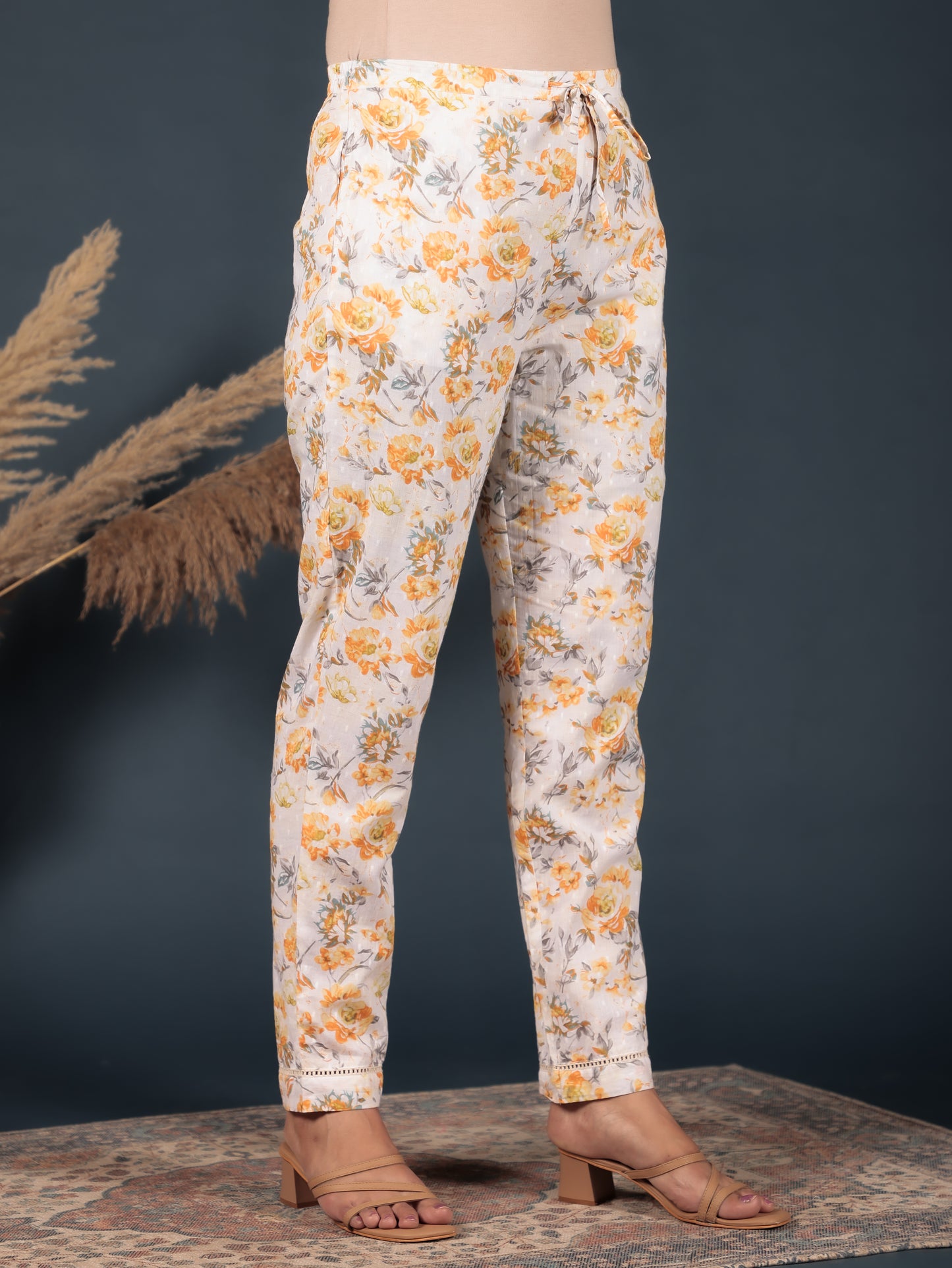 Textured Cotton Floral Pant