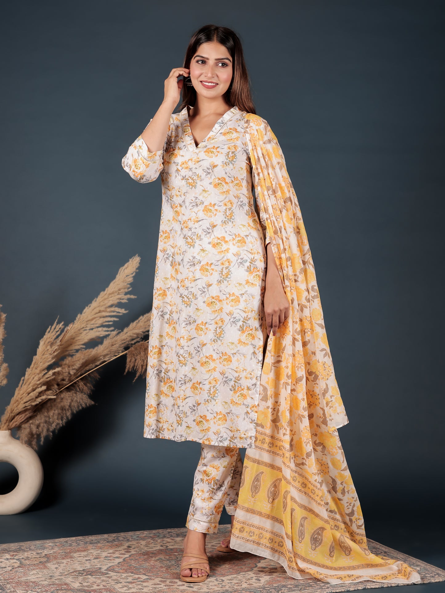 Textured Cotton Floral Kurta