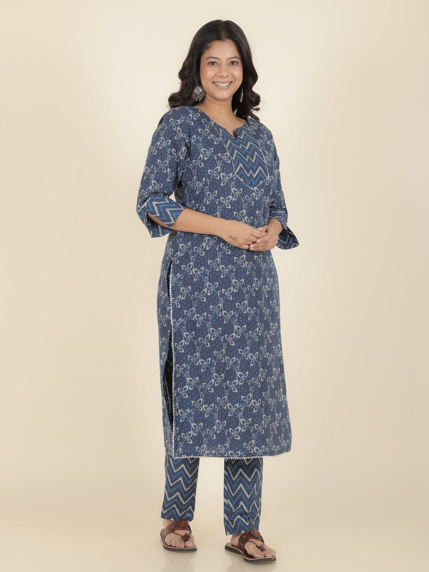 Kantha Cotton Floral Straight Blue Kurta