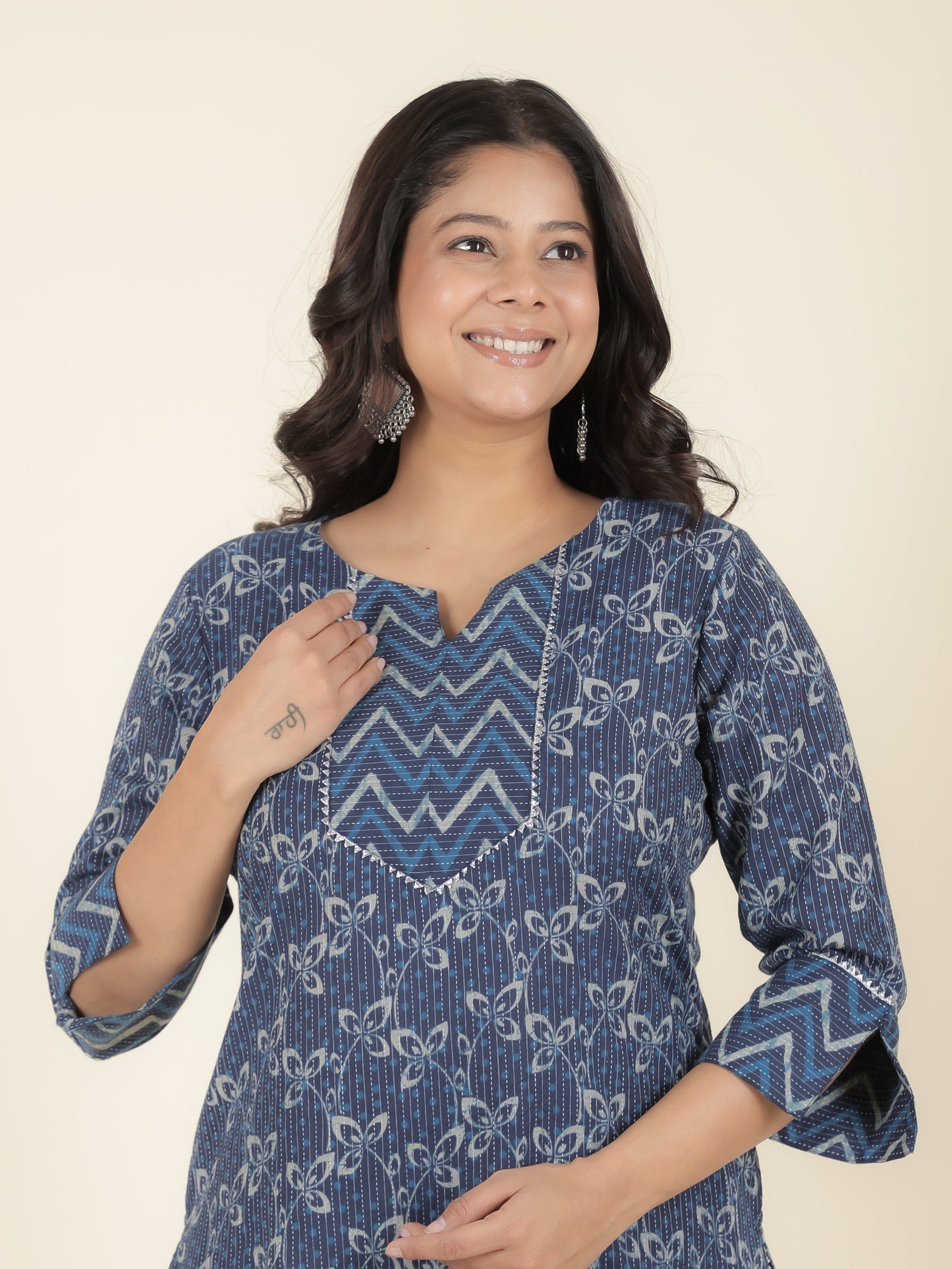 Kantha Cotton Floral Straight Blue Kurta