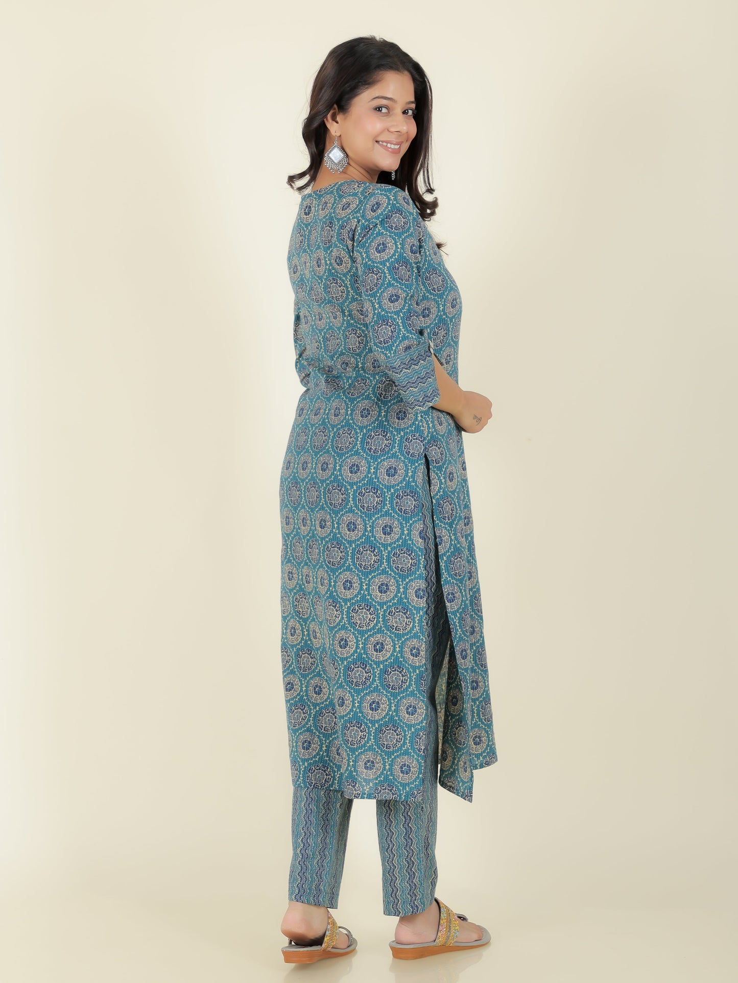 Kantha Cotton Geometric Straight Green Kurta