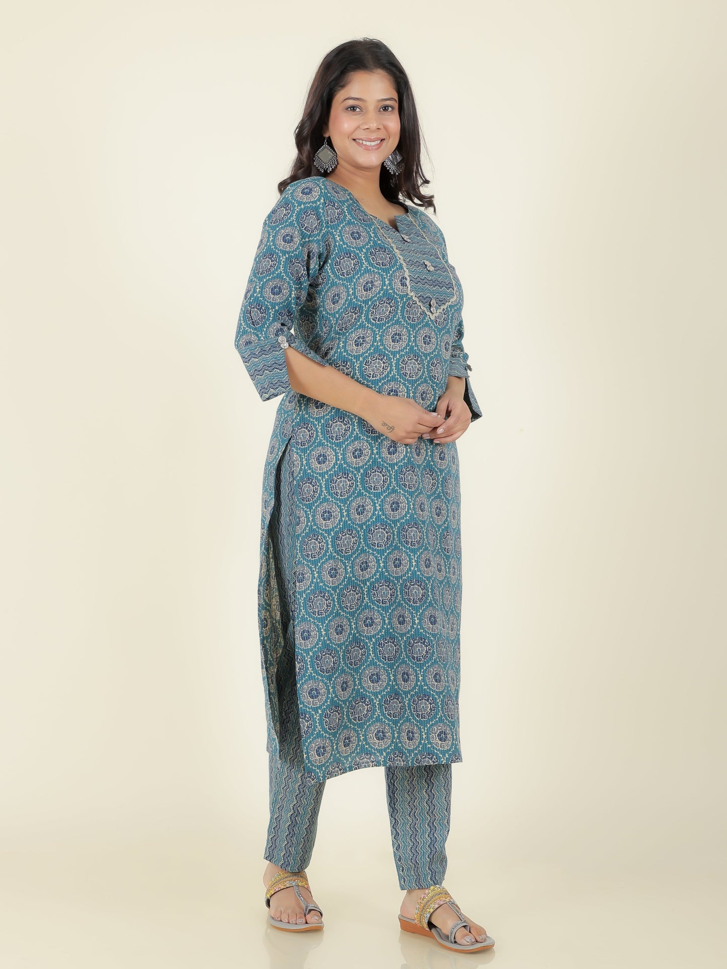 Kantha Cotton Geometric Straight Green Kurta