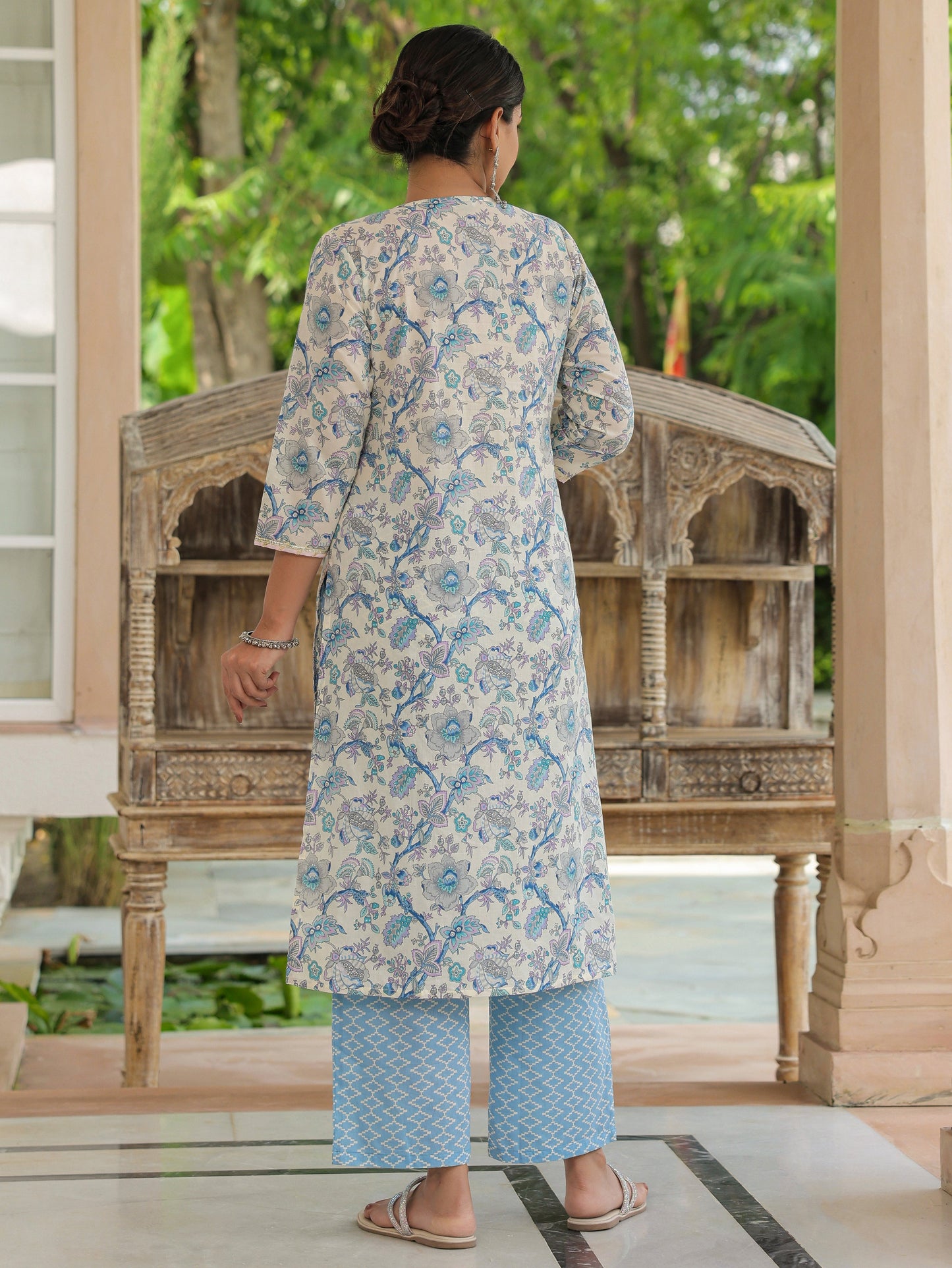 Soft Cotton Floral Straight Blue Kurta