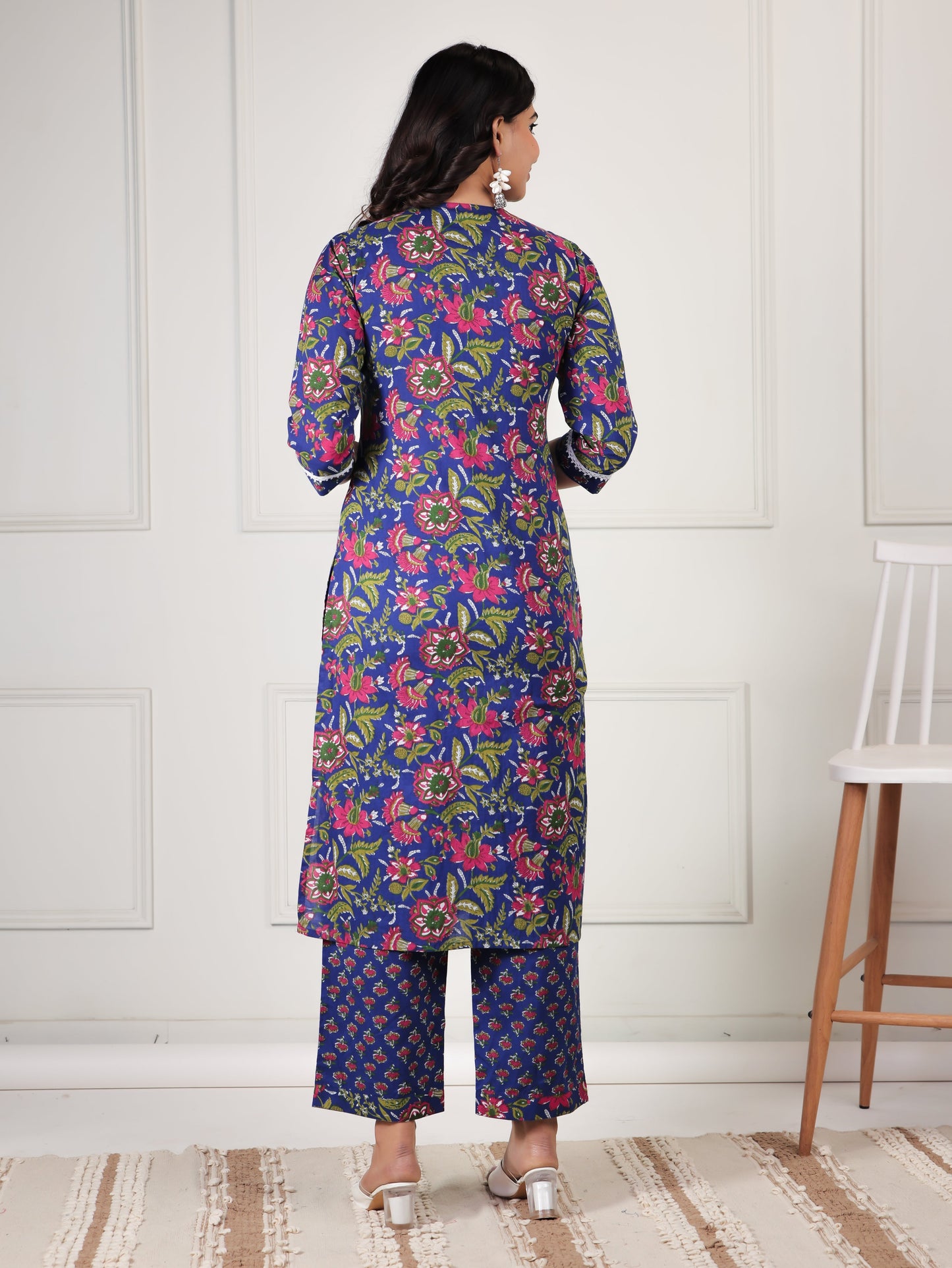 Soft Cotton Floral Straight Blue Kurta