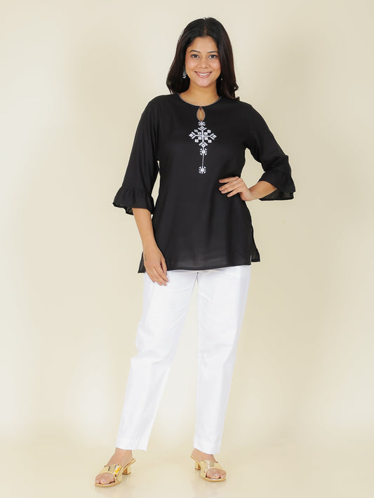 Viscose Solid Straight Black Kurti