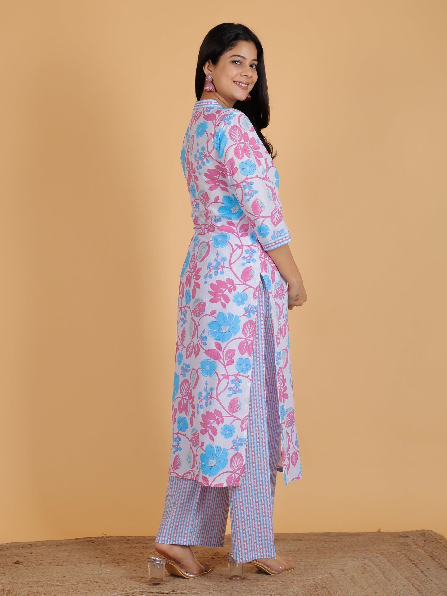 Soft Cotton Floral Straight Pink Kurta
