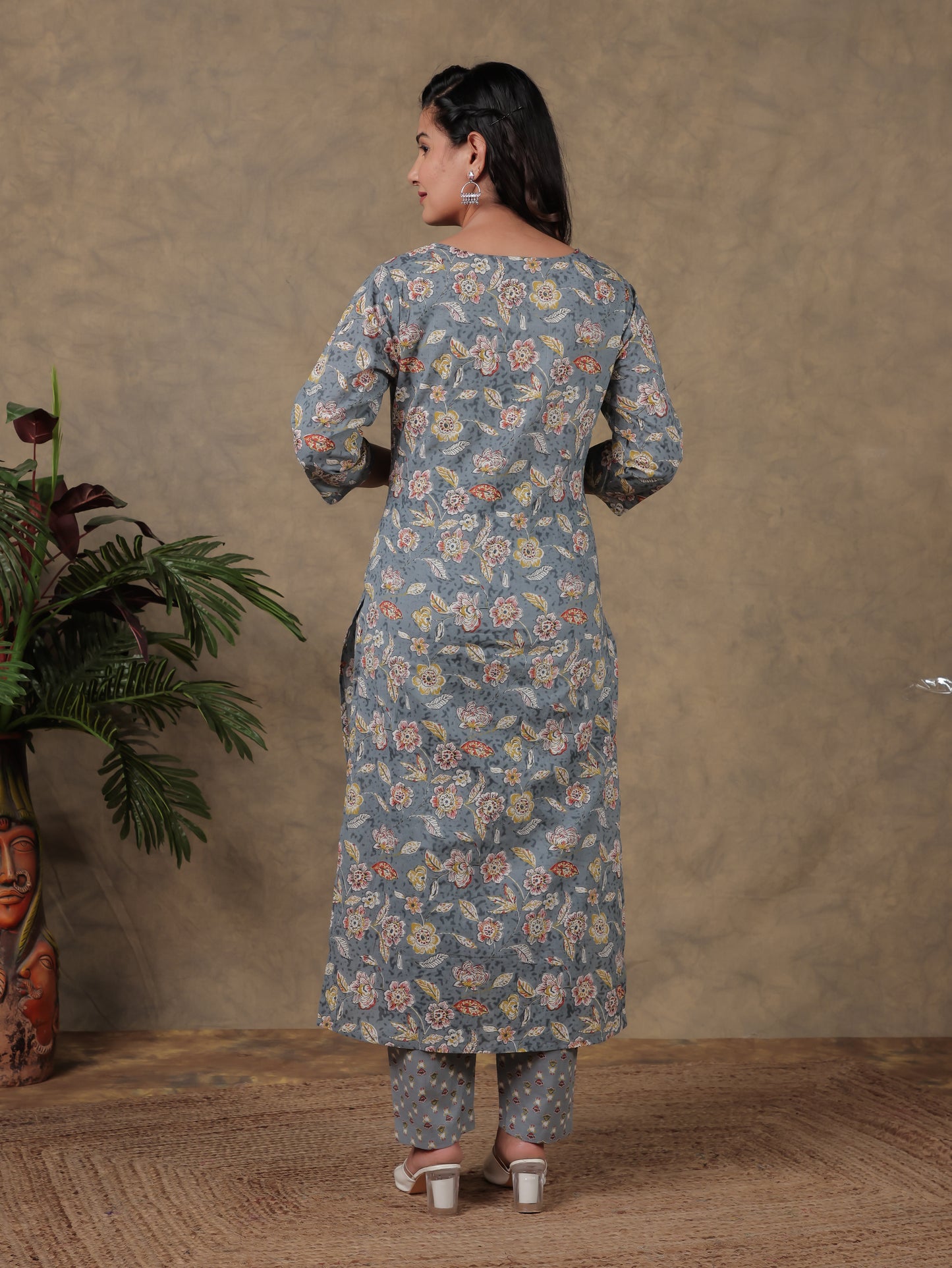 Soft Cotton Floral Straight Grey Kurta