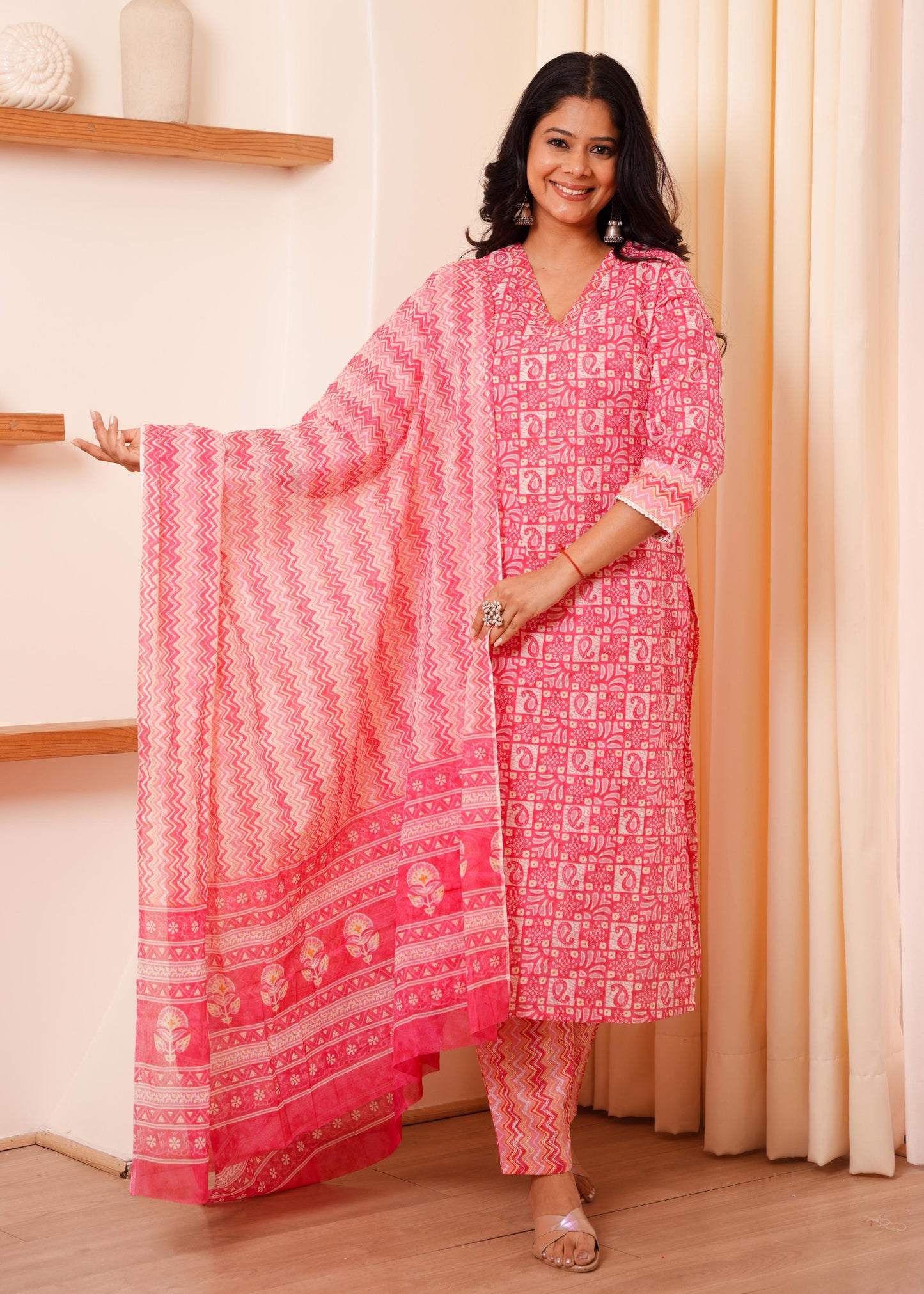 Soft Cotton Abstract Straight Pink Kurta