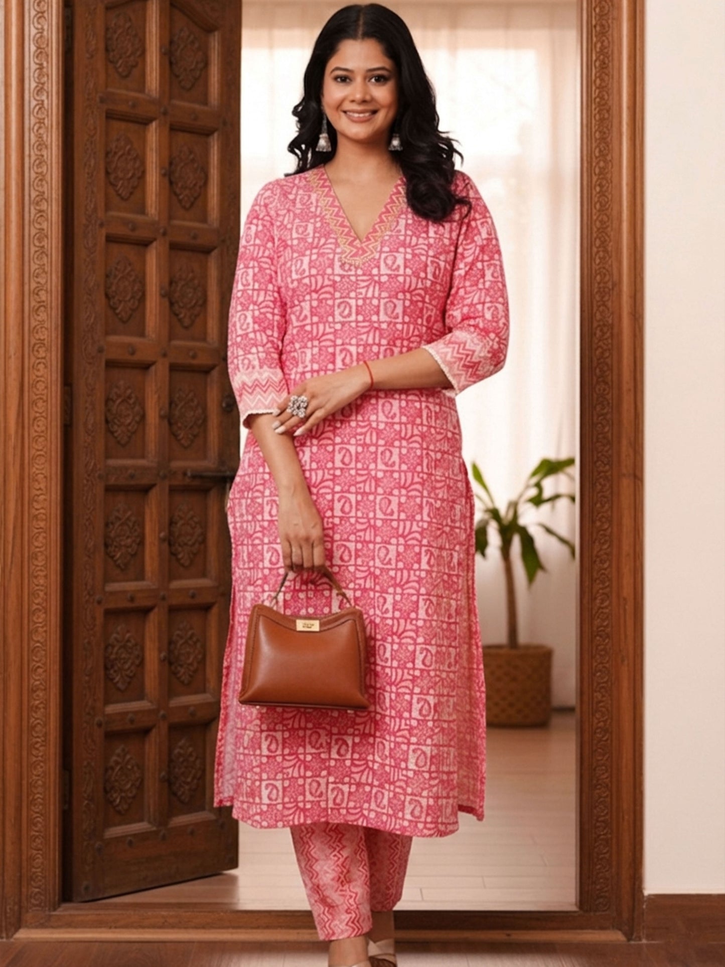 Soft Cotton Abstract Straight Pink Kurta