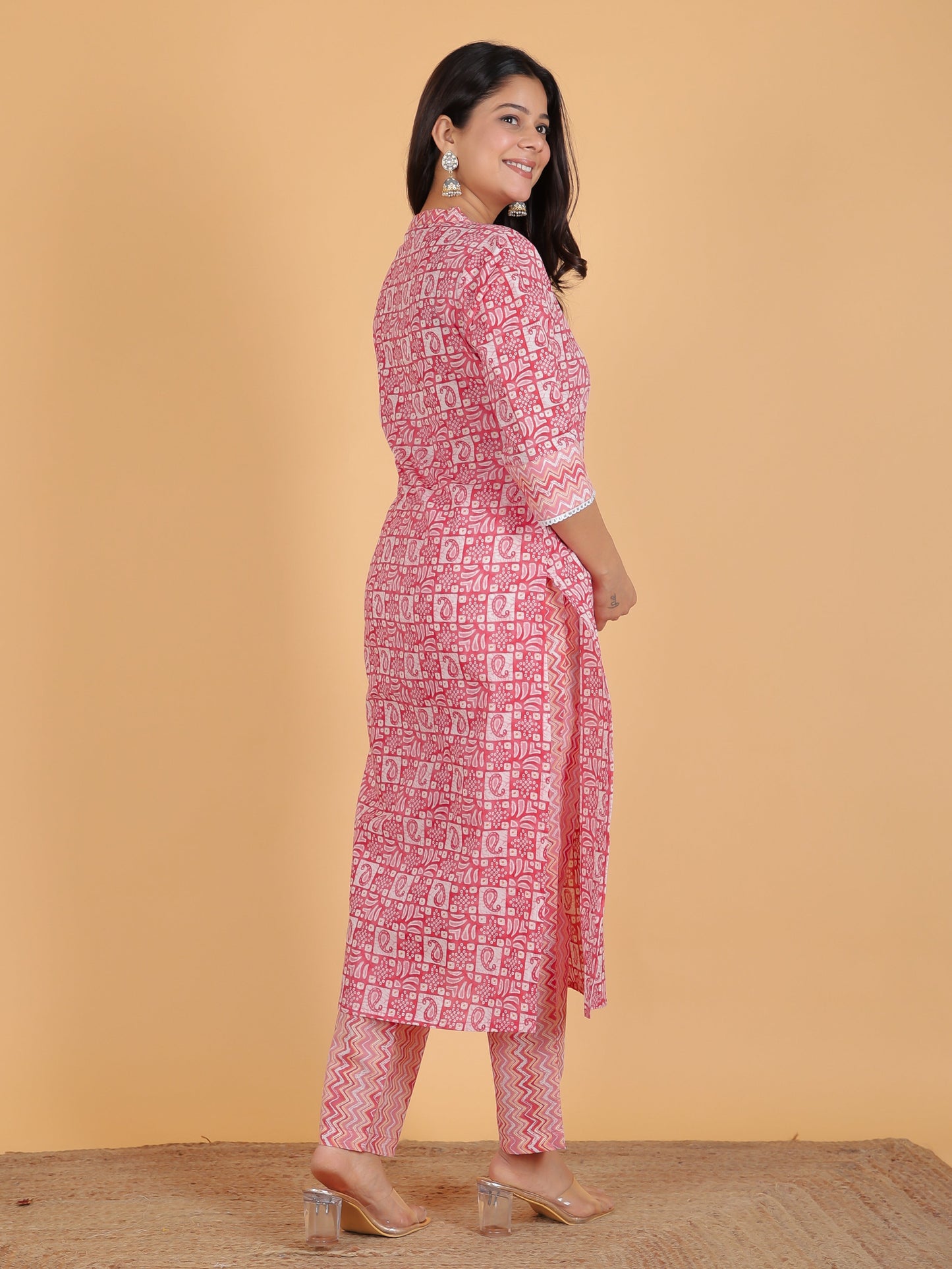 Soft Cotton Abstract Straight Pink Kurta
