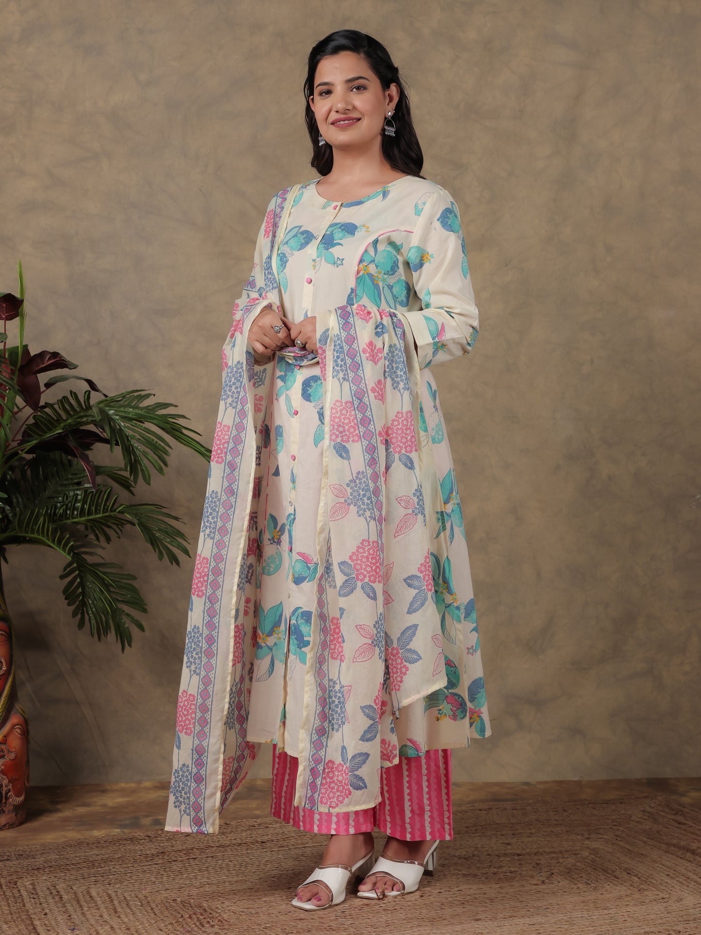 Embroidered Soft Cotton Foliage Off White Kurta