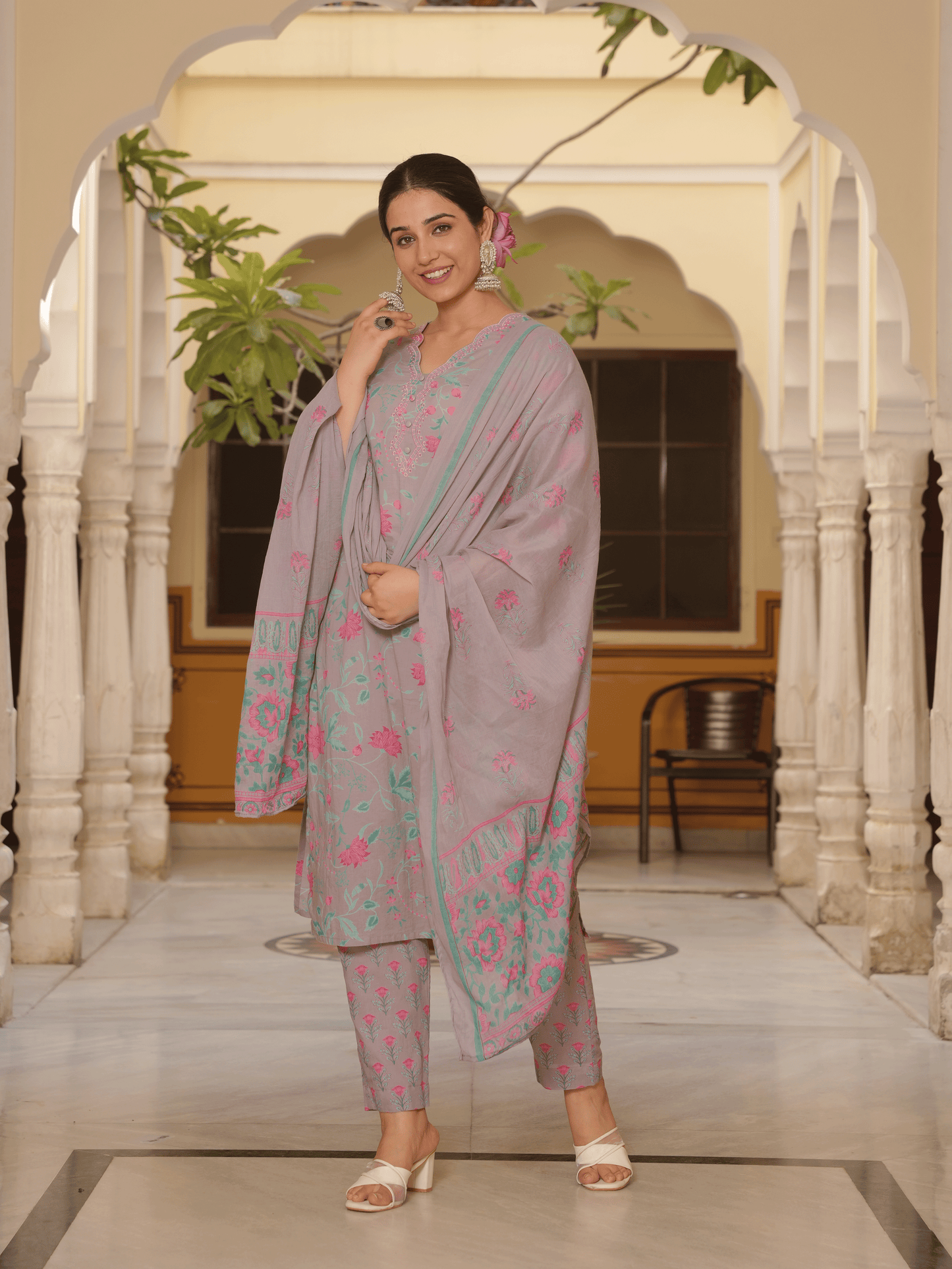Embroidered Soft Cotton Floral Straight Grey Kurta