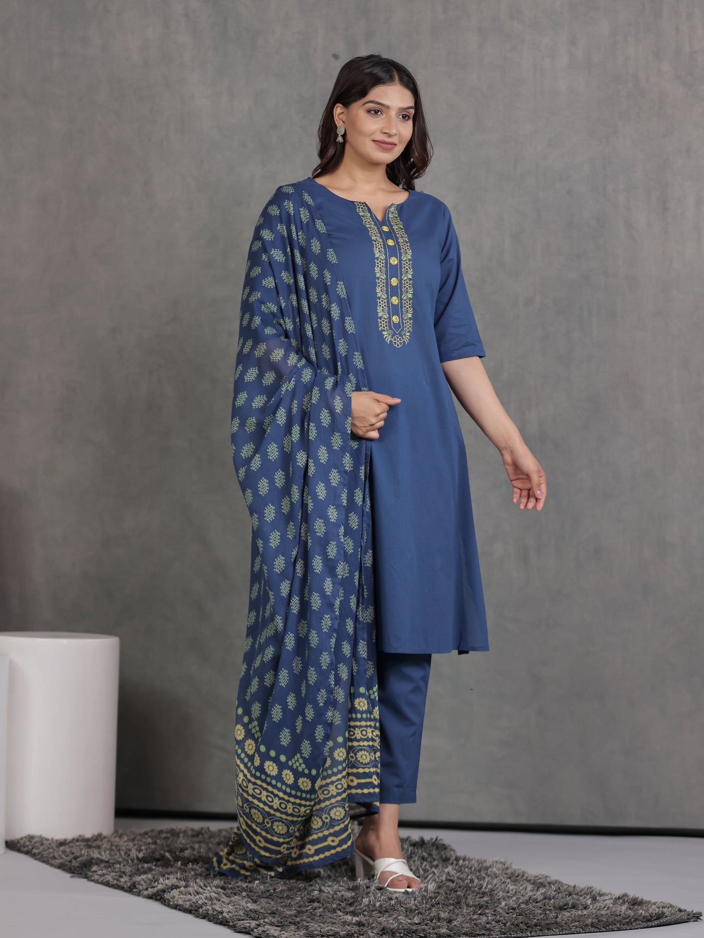 Cotton Voile Butti Indigo blue Dupatta