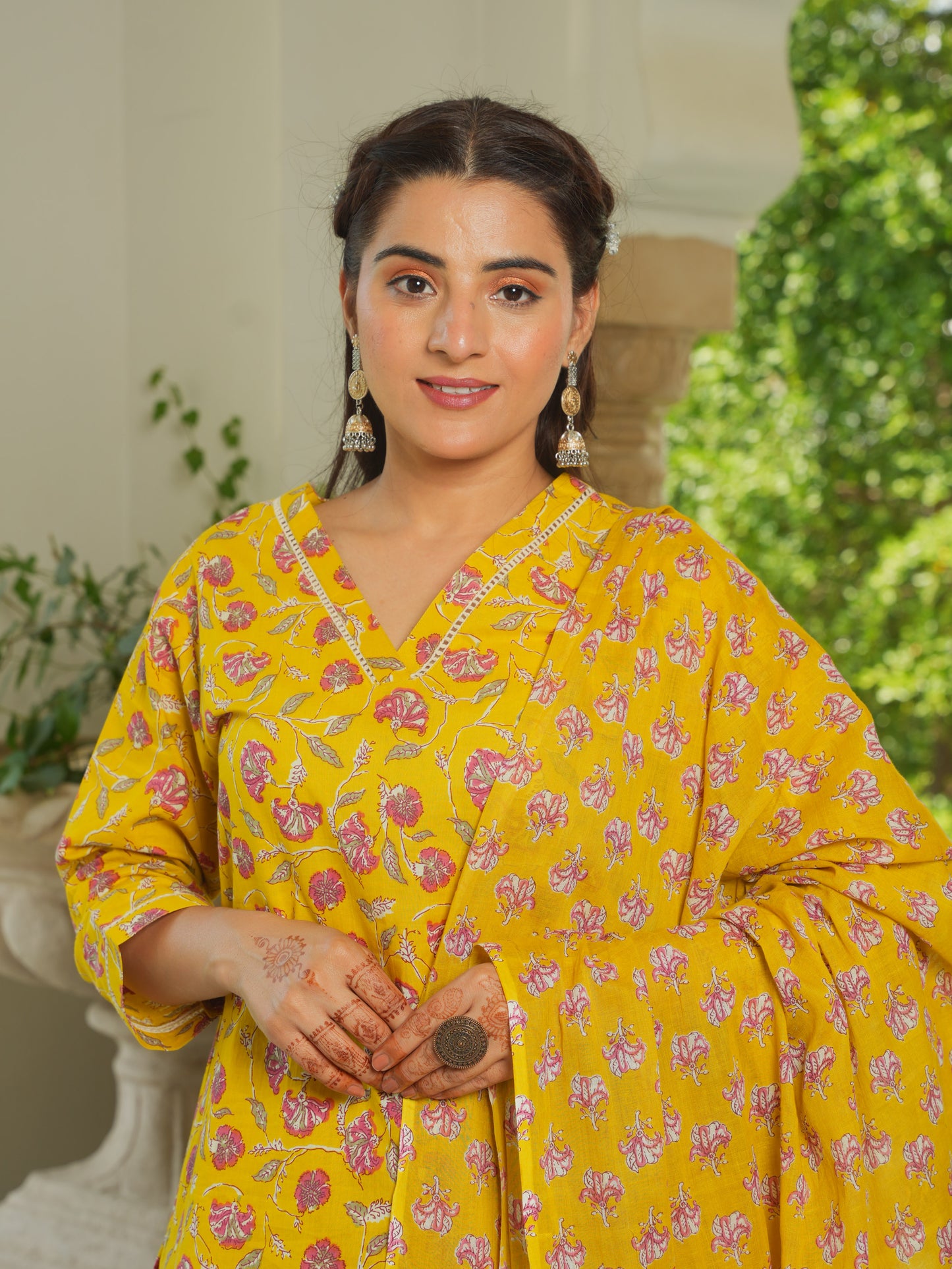 Soft Cotton Floral Straight Yellow Kurta